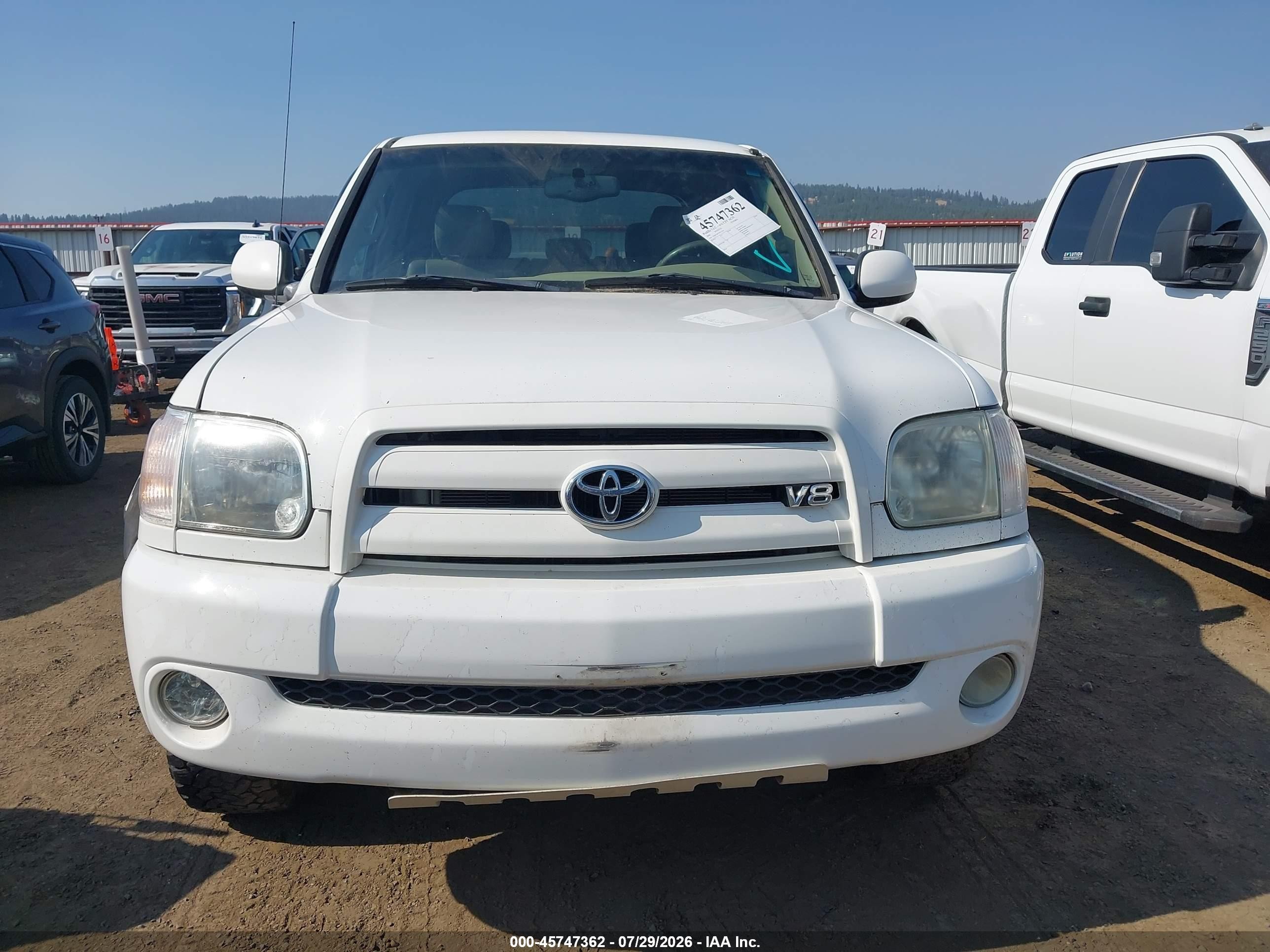 2006 Toyota Tundra Limited V8 Белый vin: 5TBDT48176S515265