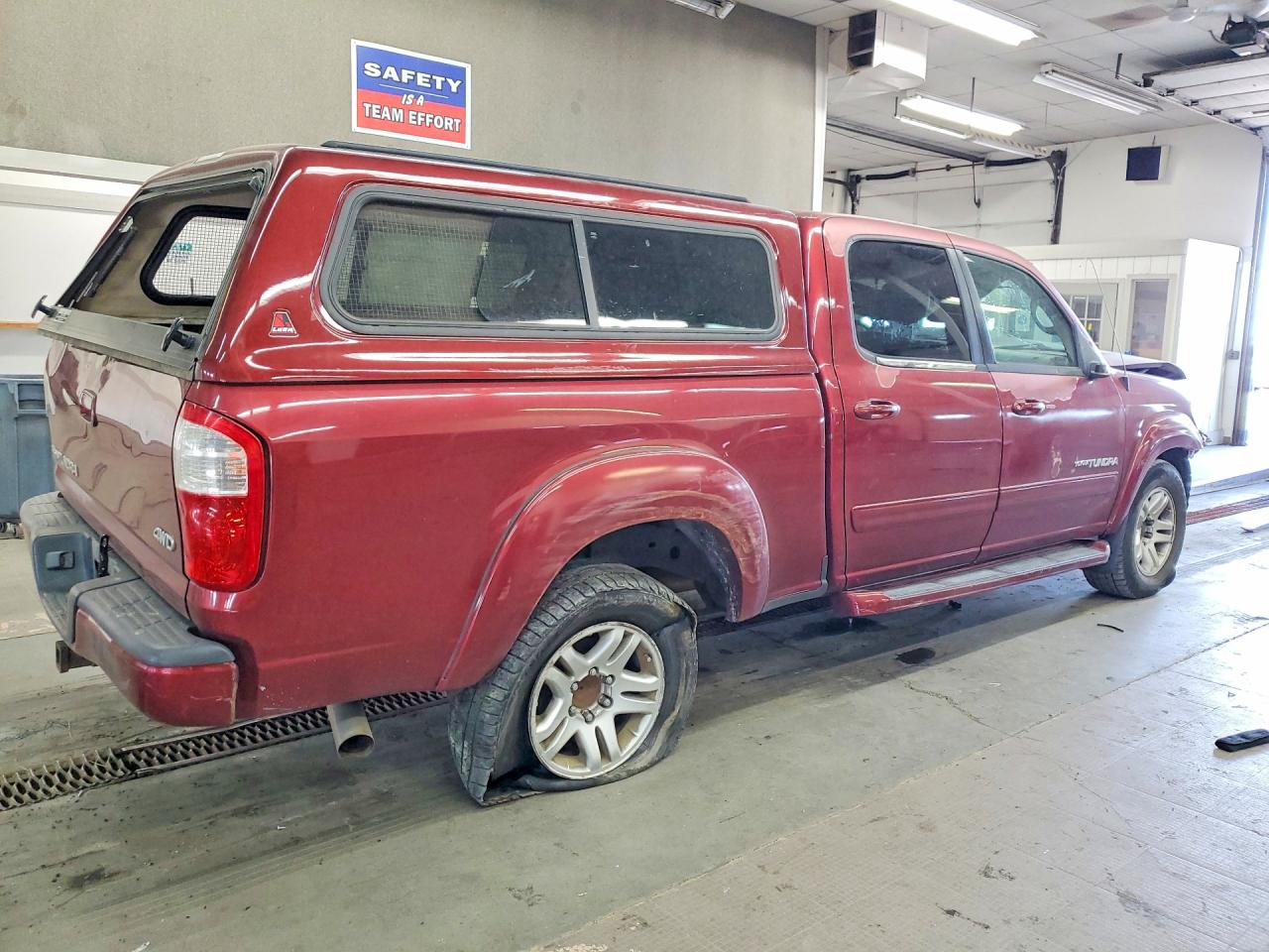 2005 Toyota Tundra Double Cab Limited Red vin: 5TBDT48185S478127