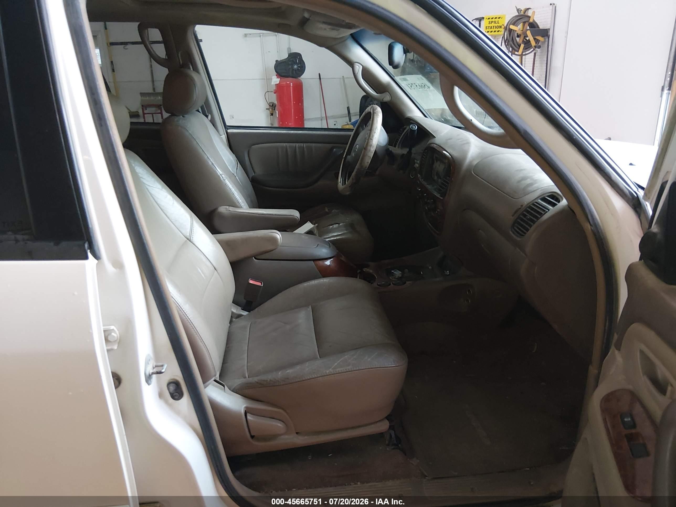 2004 Toyota Tundra Limited V8 Белый vin: 5TBDT481X4S451607