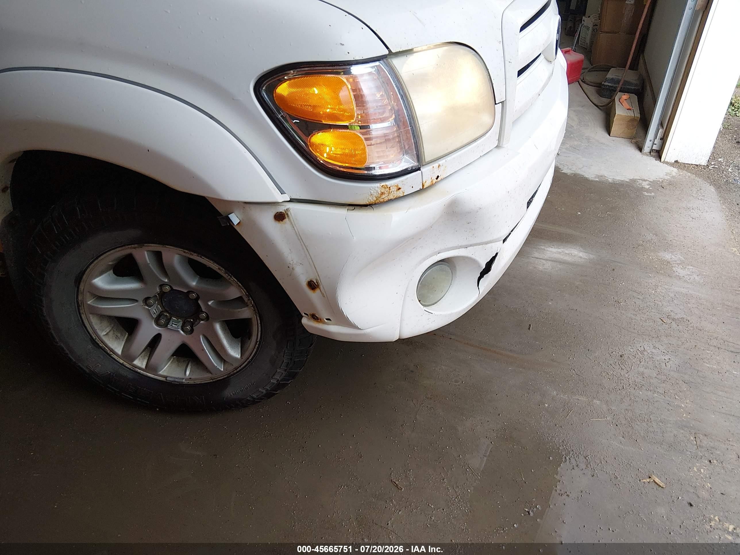 2004 Toyota Tundra Limited V8 Белый vin: 5TBDT481X4S451607