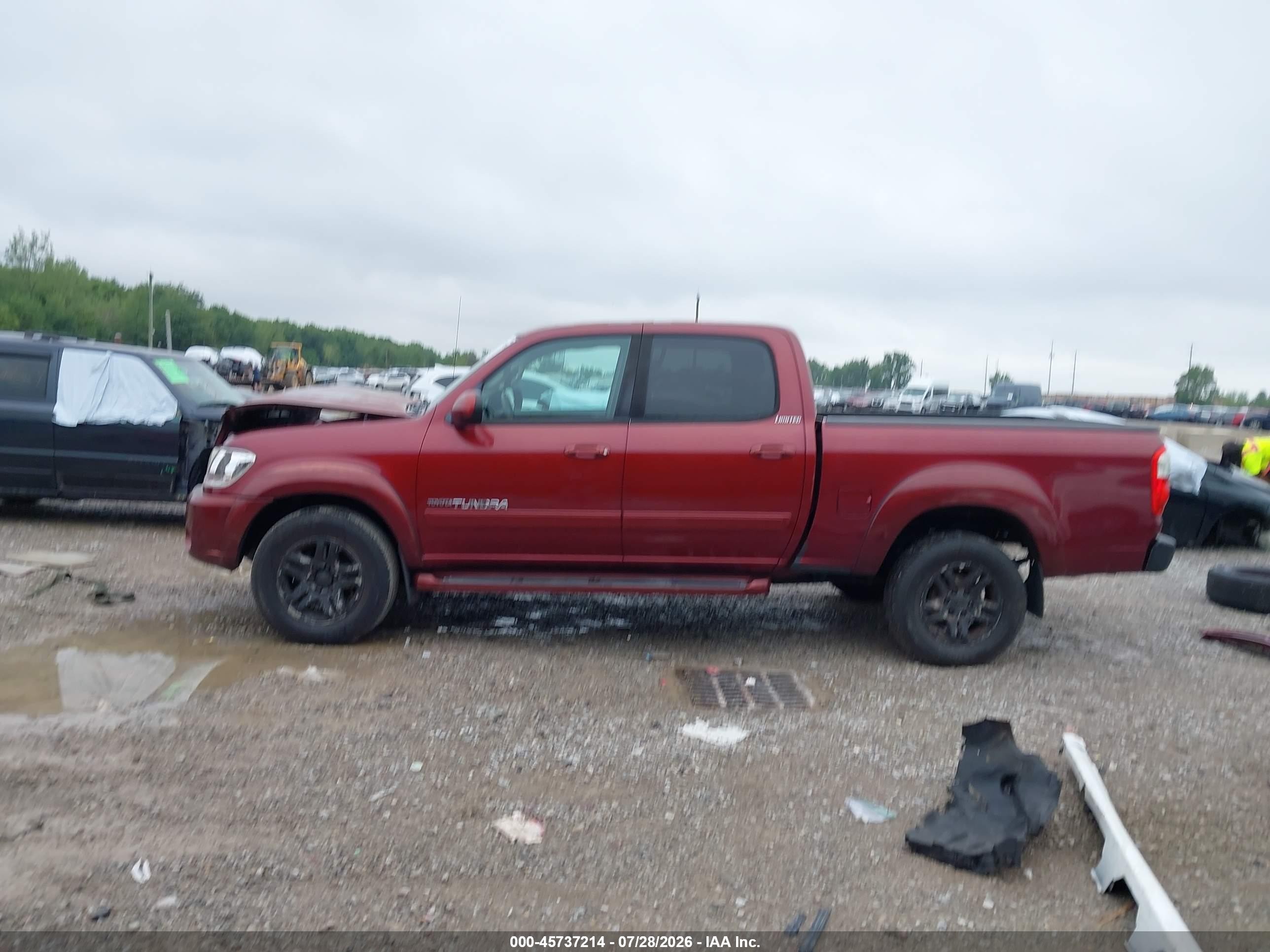 2006 Toyota Tundra Limited V8 Burgundy vin: 5TBDT481X6S526146