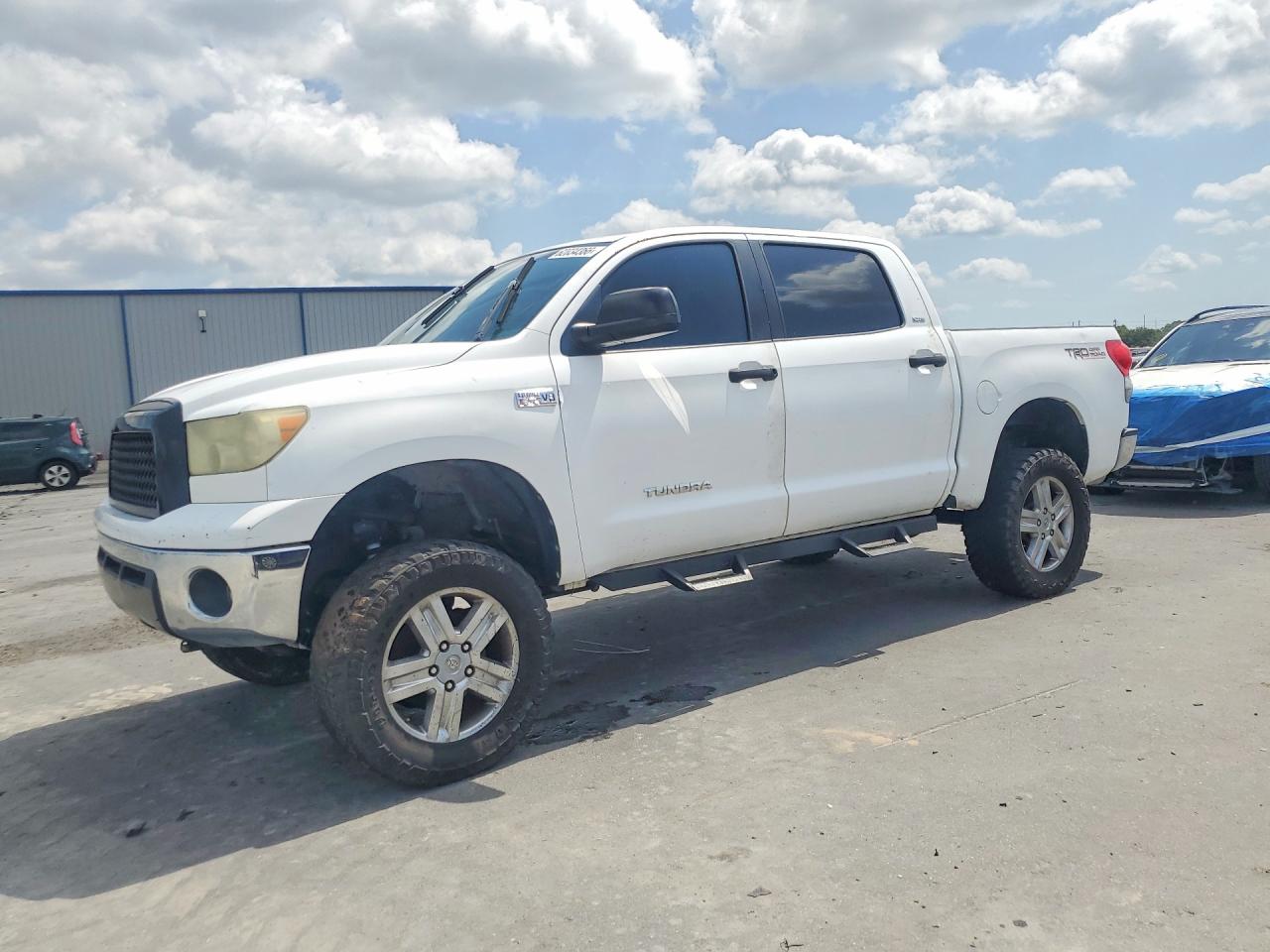 2007 Toyota Tundra Crewmax Sr5 White vin: 5TBDV54117S464532
