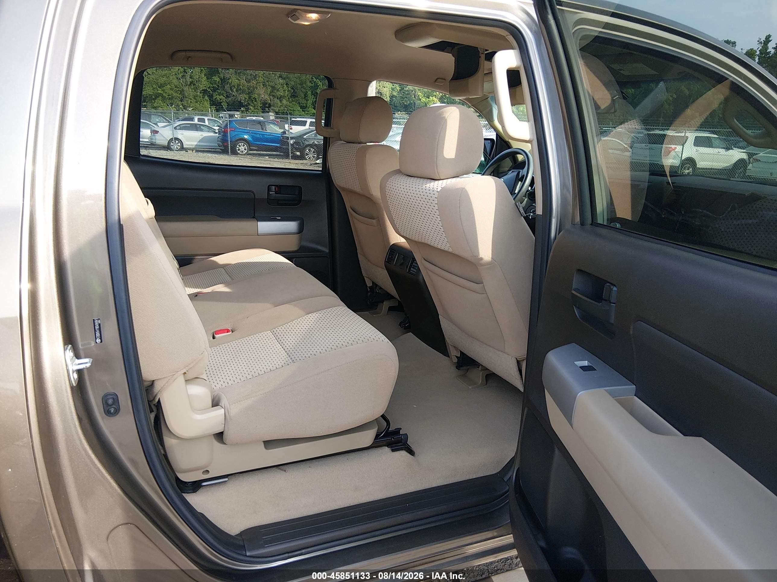 2008 Toyota Tundra Sr5 5.7l V8 Gray vin: 5TBDV54118S494941