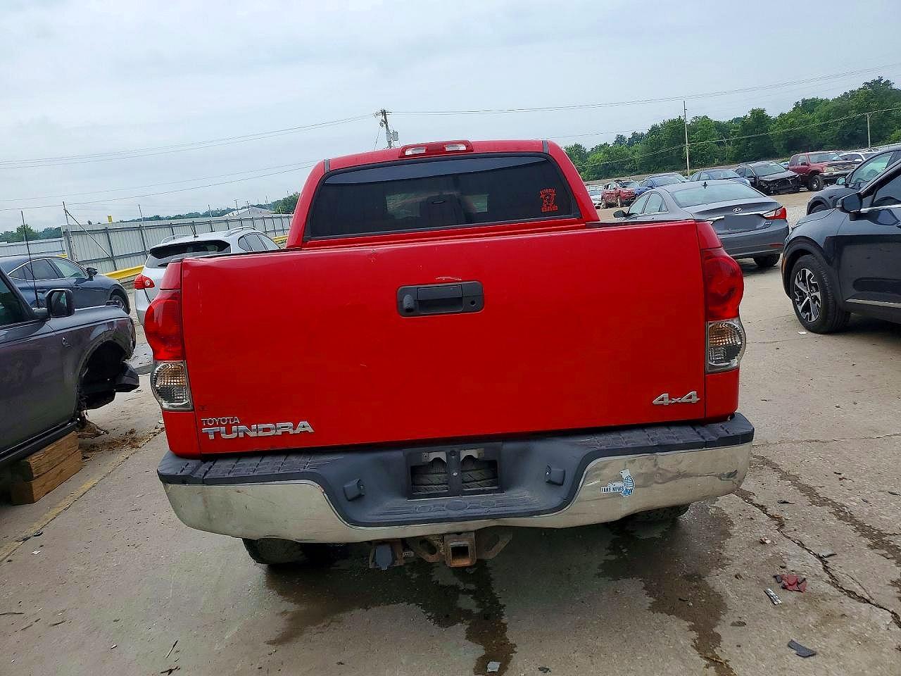 2007 Toyota Tundra Crewmax Sr5 Red vin: 5TBDV54137S467514