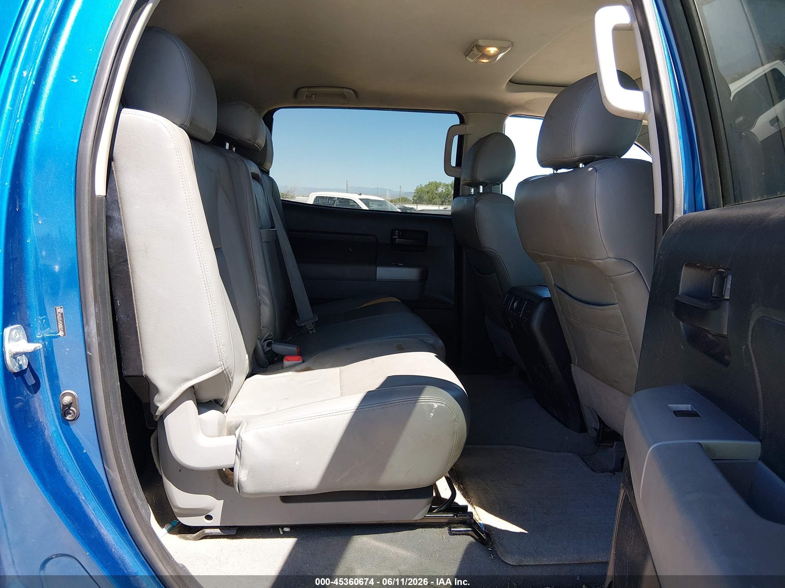 2007 Toyota Tundra Sr5 5.7l V8 Синий vin: 5TBDV54137S473863