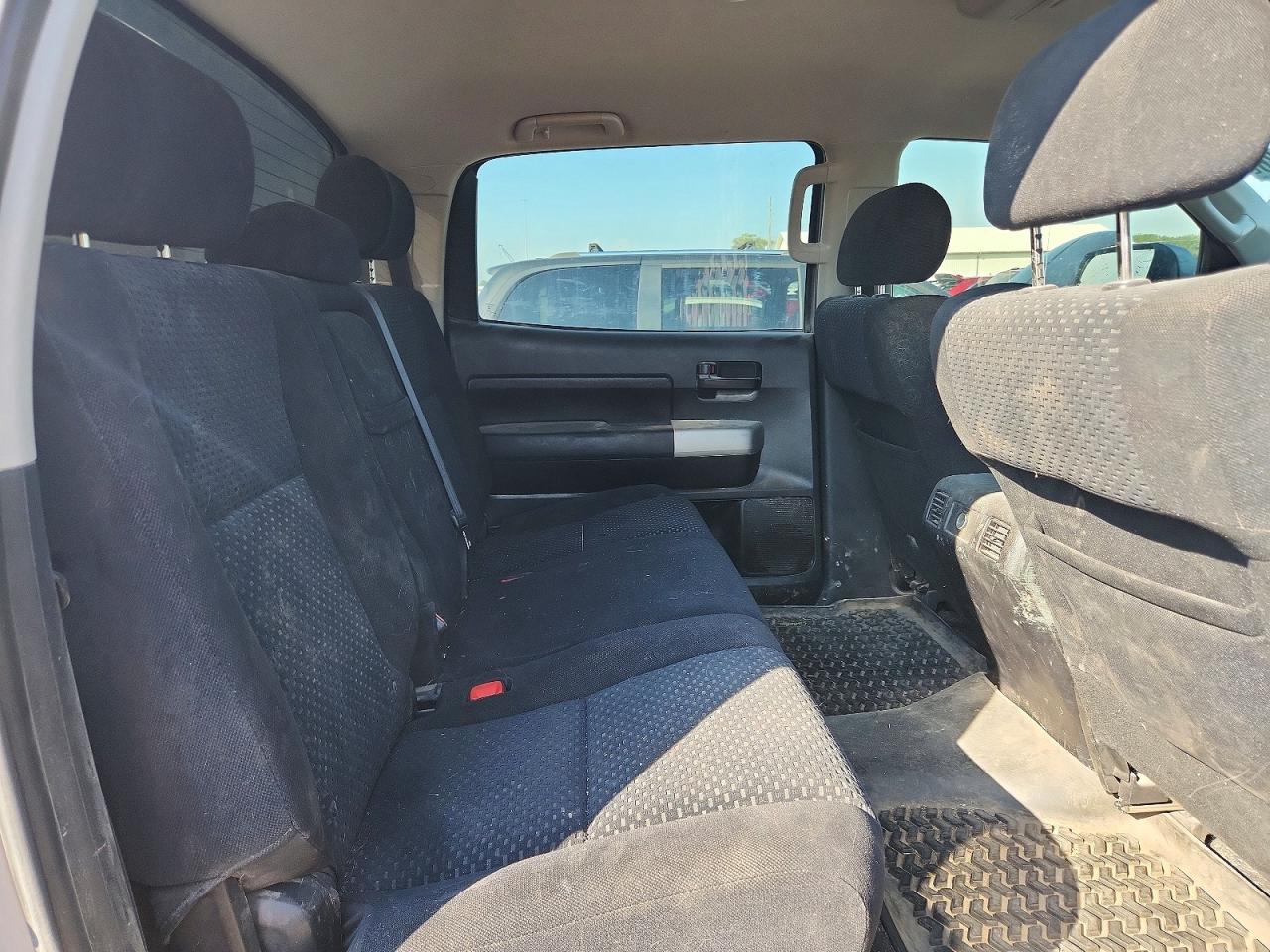 2007 Toyota Tundra Crewmax Sr5 Серебряный vin: 5TBDV54157S478207
