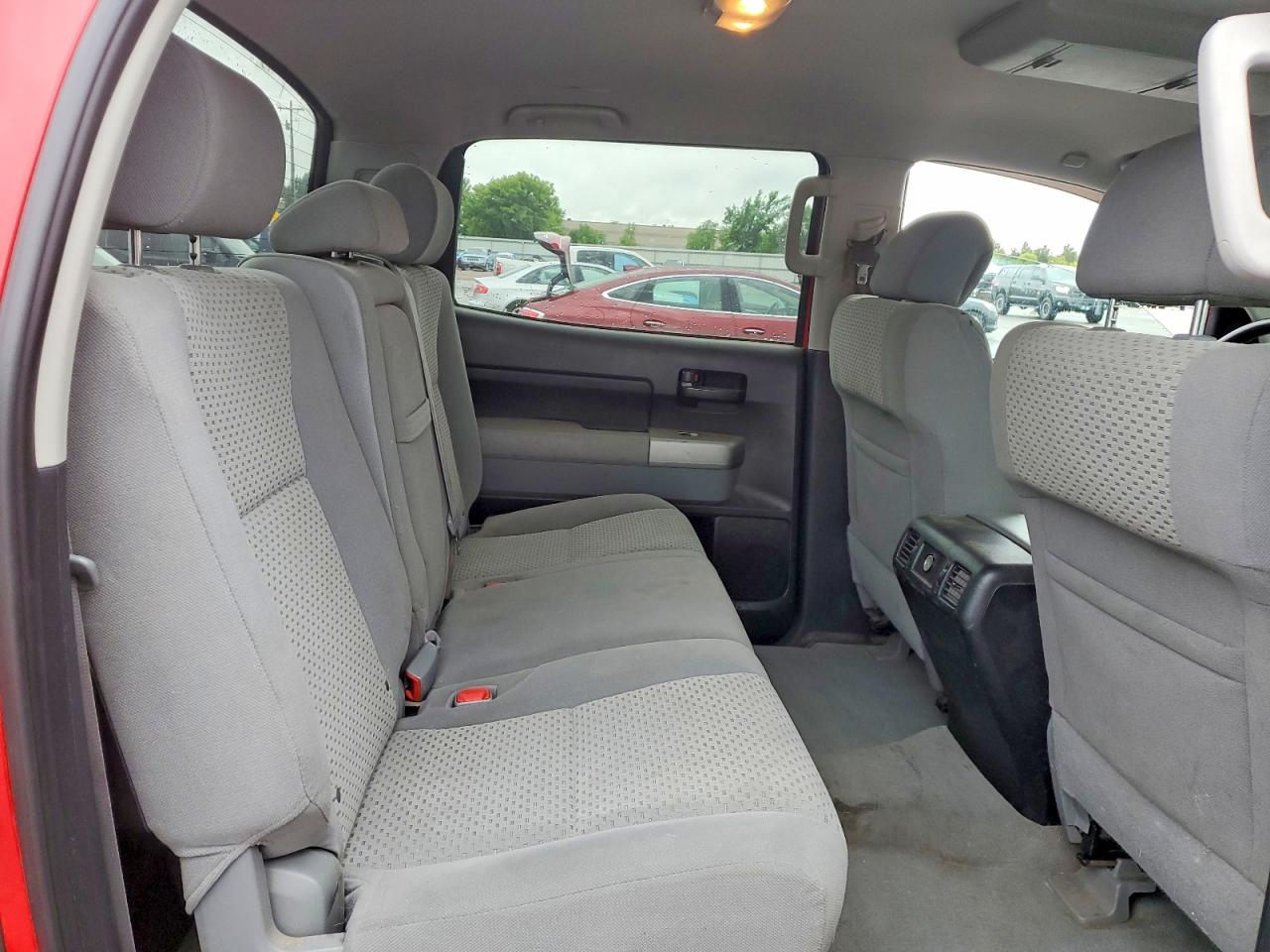 2007 Toyota Tundra Crewmax Sr5 Red vin: 5TBDV54177S457987