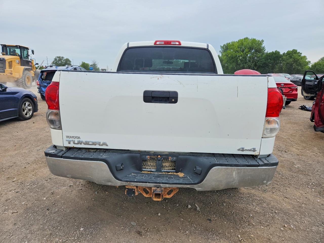 2007 Toyota Tundra Crewmax Sr5 White vin: 5TBDV54187S472188