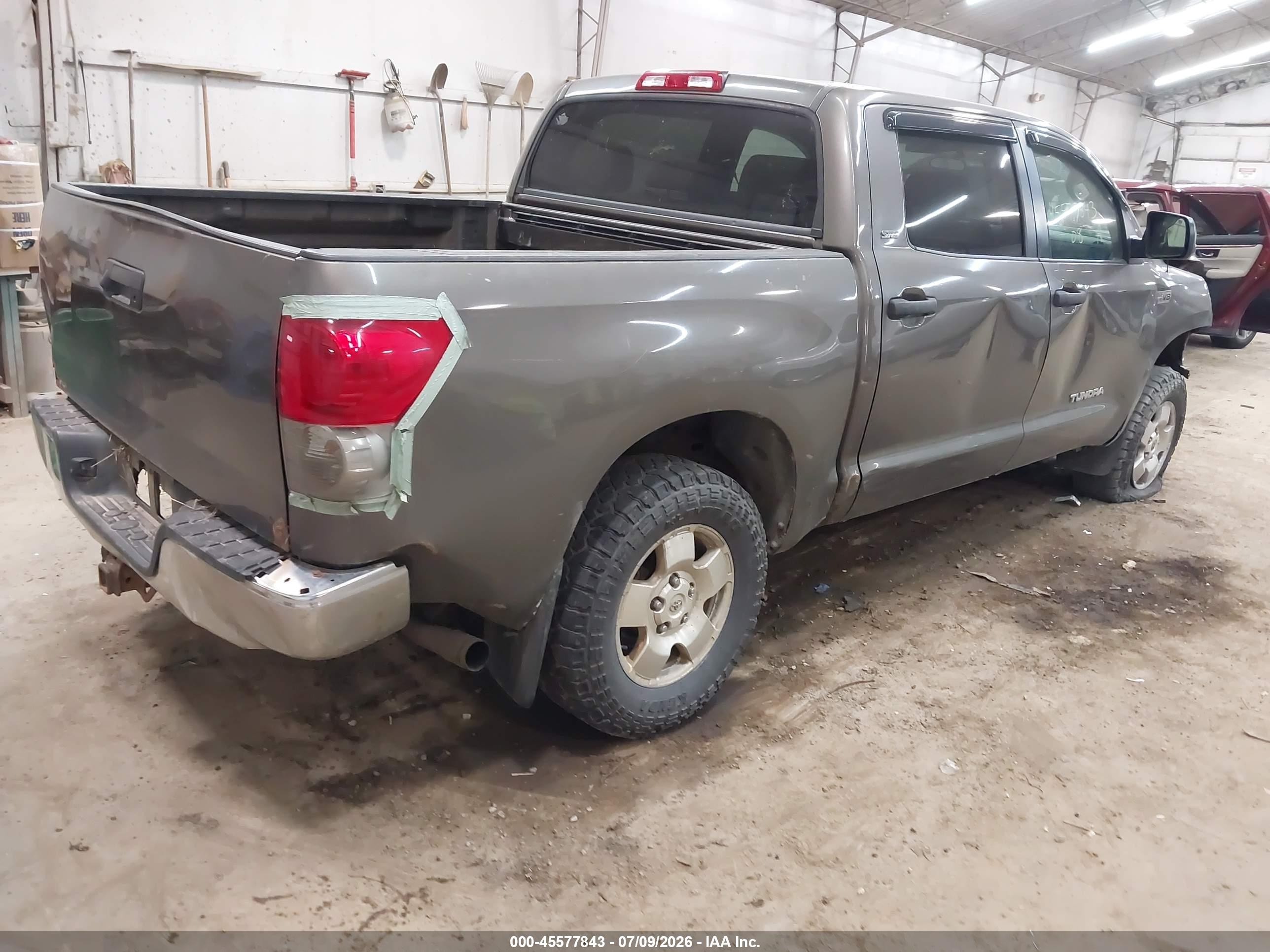 2008 Toyota Tundra Sr5 5.7l V8 Серый vin: 5TBDV54188S513744