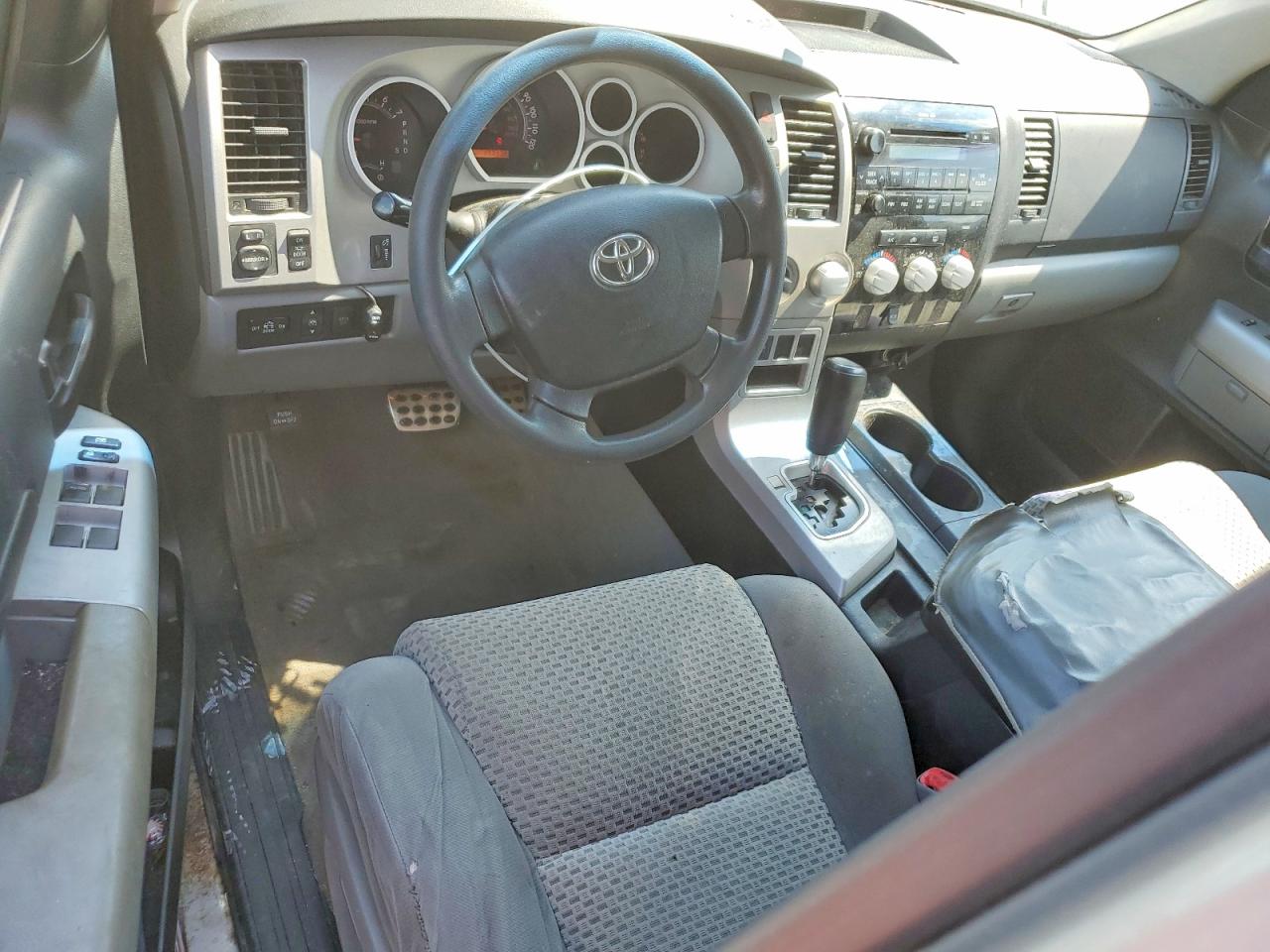 2007 Toyota Tundra Sr5 Silver vin: 5TBDV541X7S470460