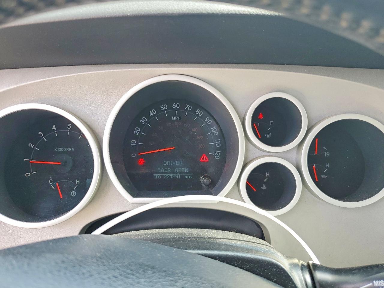 2007 Toyota Tundra Limited Silver vin: 5TBDV58107S478772