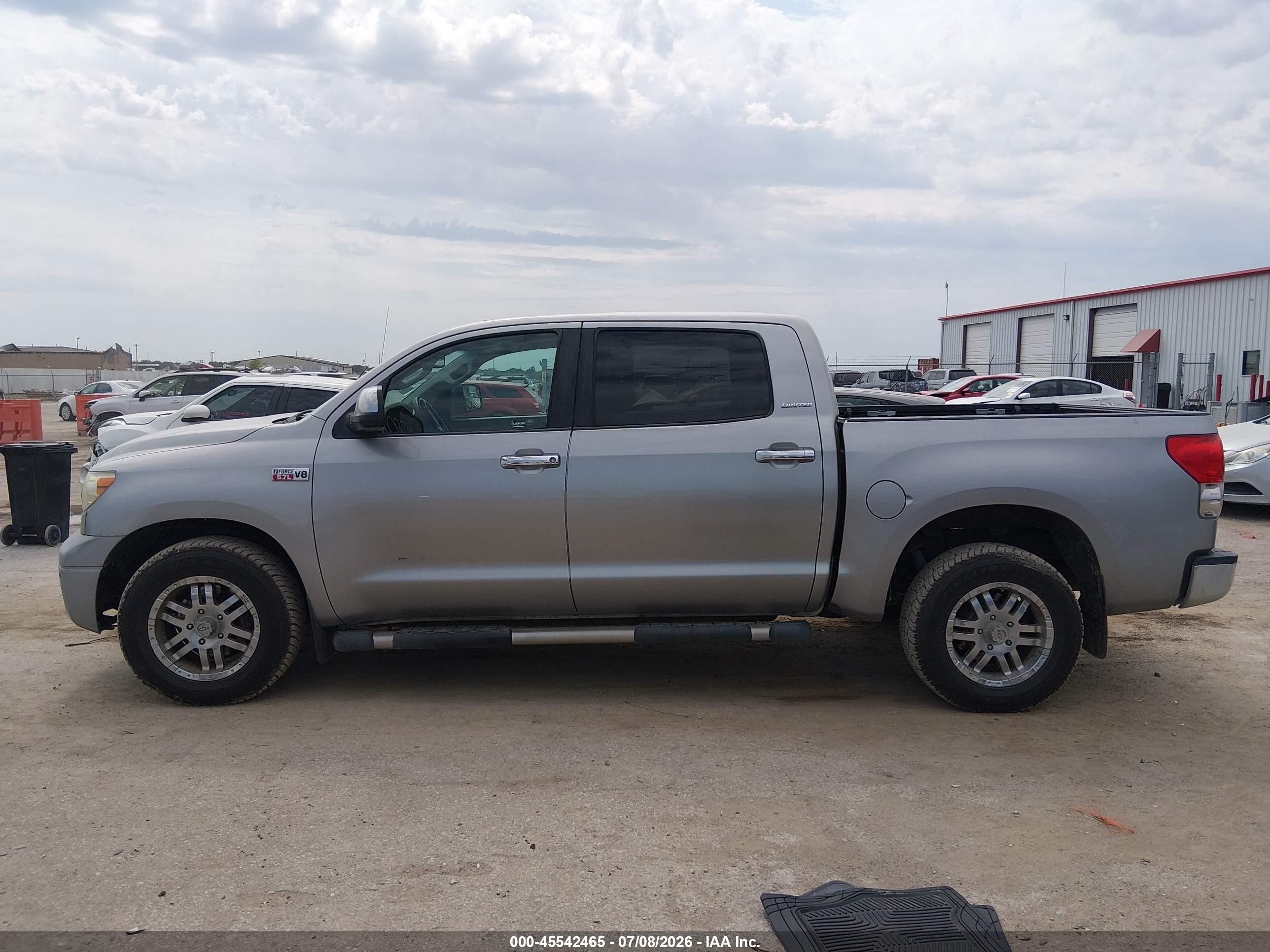 2008 Toyota Tundra Limited 5.7l V8 Silver vin: 5TBDV58118S520576