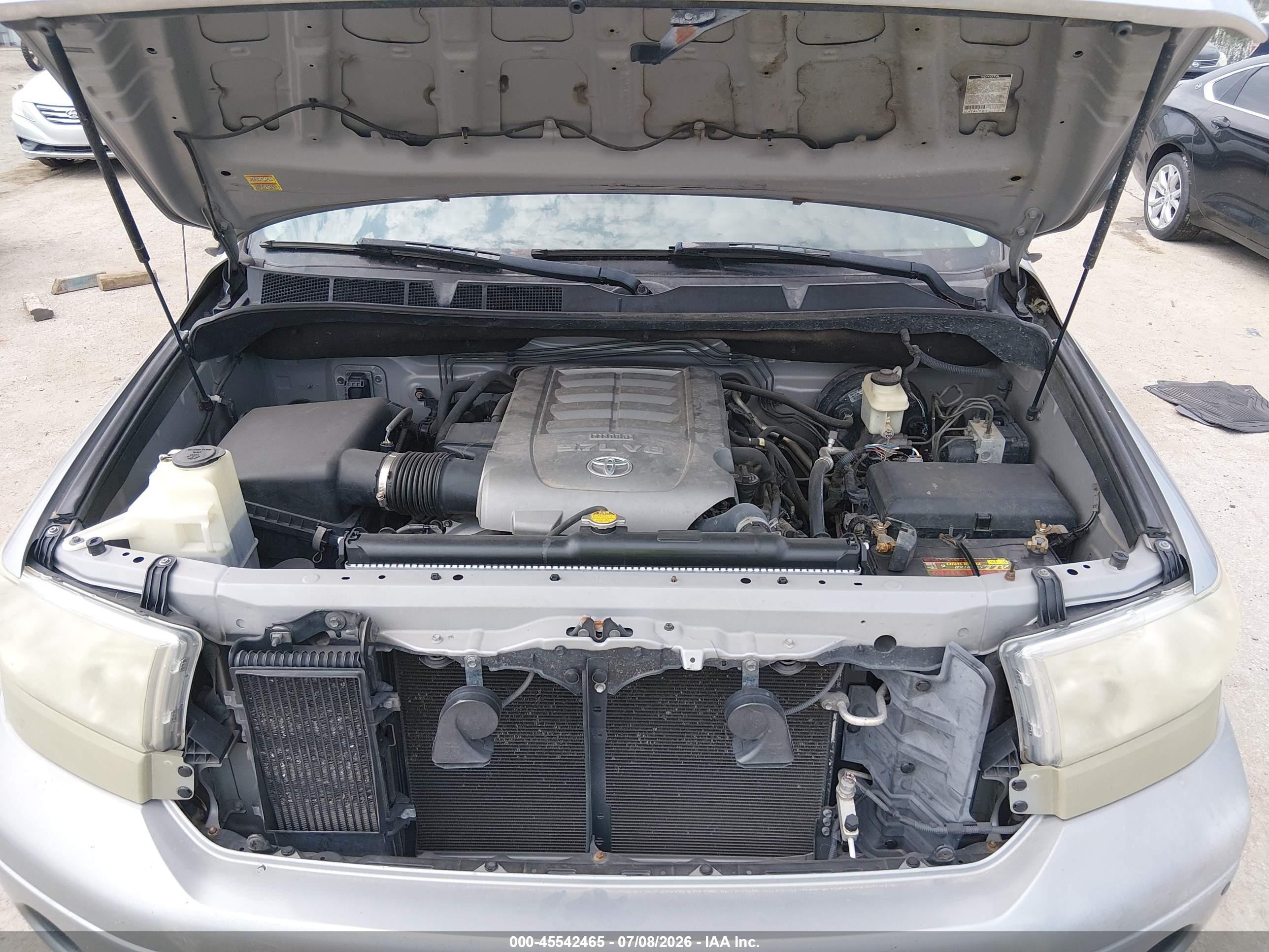 2008 Toyota Tundra Limited 5.7l V8 Silver vin: 5TBDV58118S520576