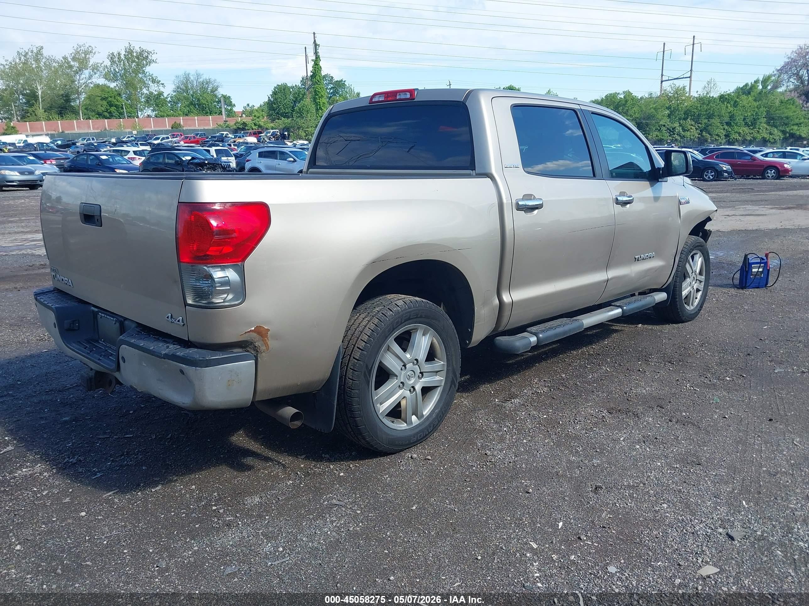2008 Toyota Tundra Limited 5.7l V8 Gold vin: 5TBDV58148S521799