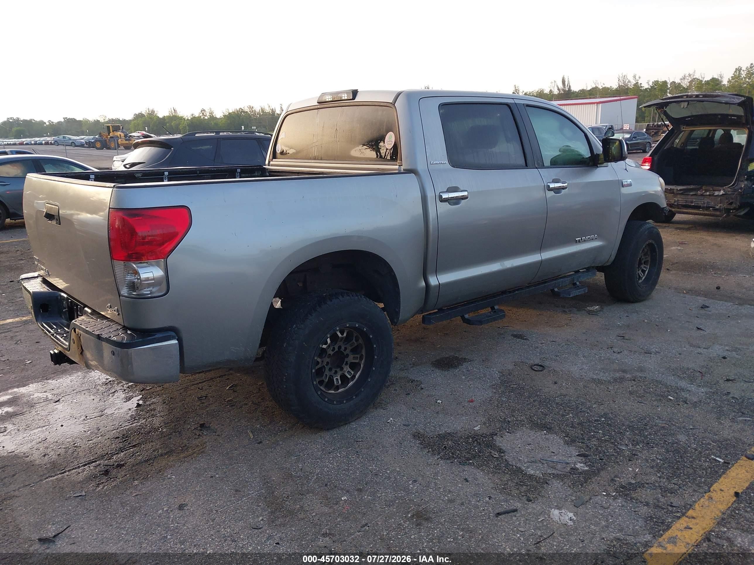 2008 Toyota Tundra Limited 5.7l V8 Silver vin: 5TBDV58188S501264
