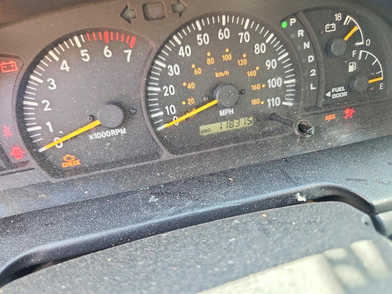 2004 Toyota Tundra Double Cab Sr5 Белый vin: 5TBET34124S458975