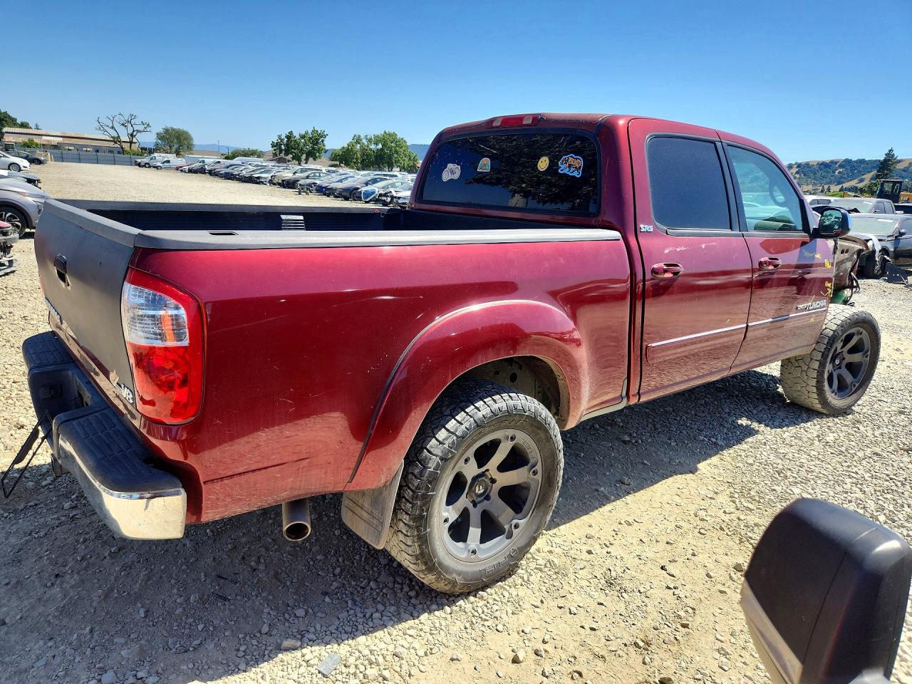 2006 Toyota Tundra Double Cab Sr5 Burgundy vin: 5TBET34126S511189