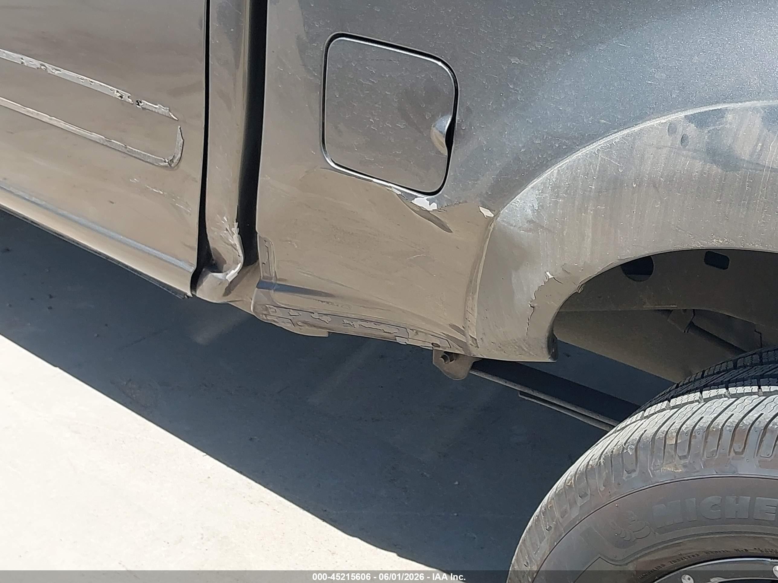 2006 Toyota Tundra Sr5 V8 Gray vin: 5TBET34136S528518
