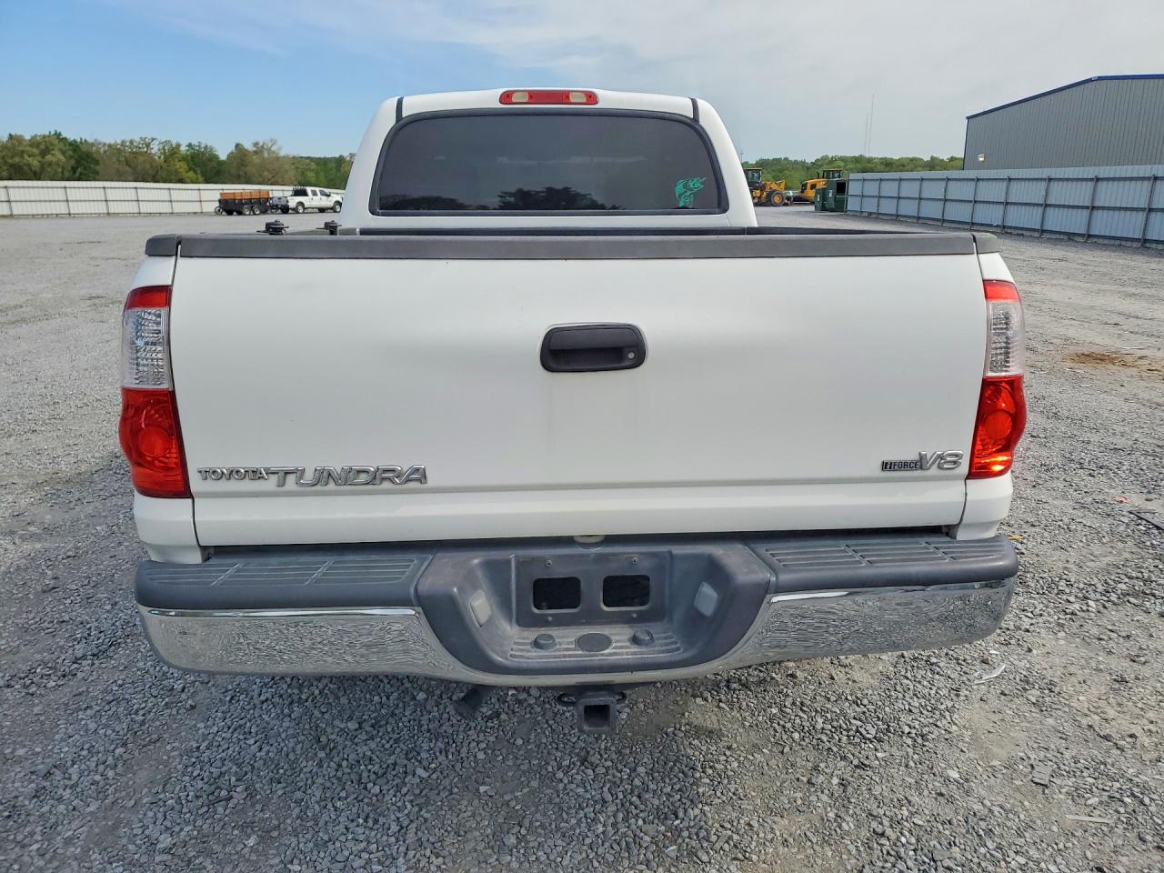 2006 Toyota Tundra Sr5 White vin: 5TBET34136S537736