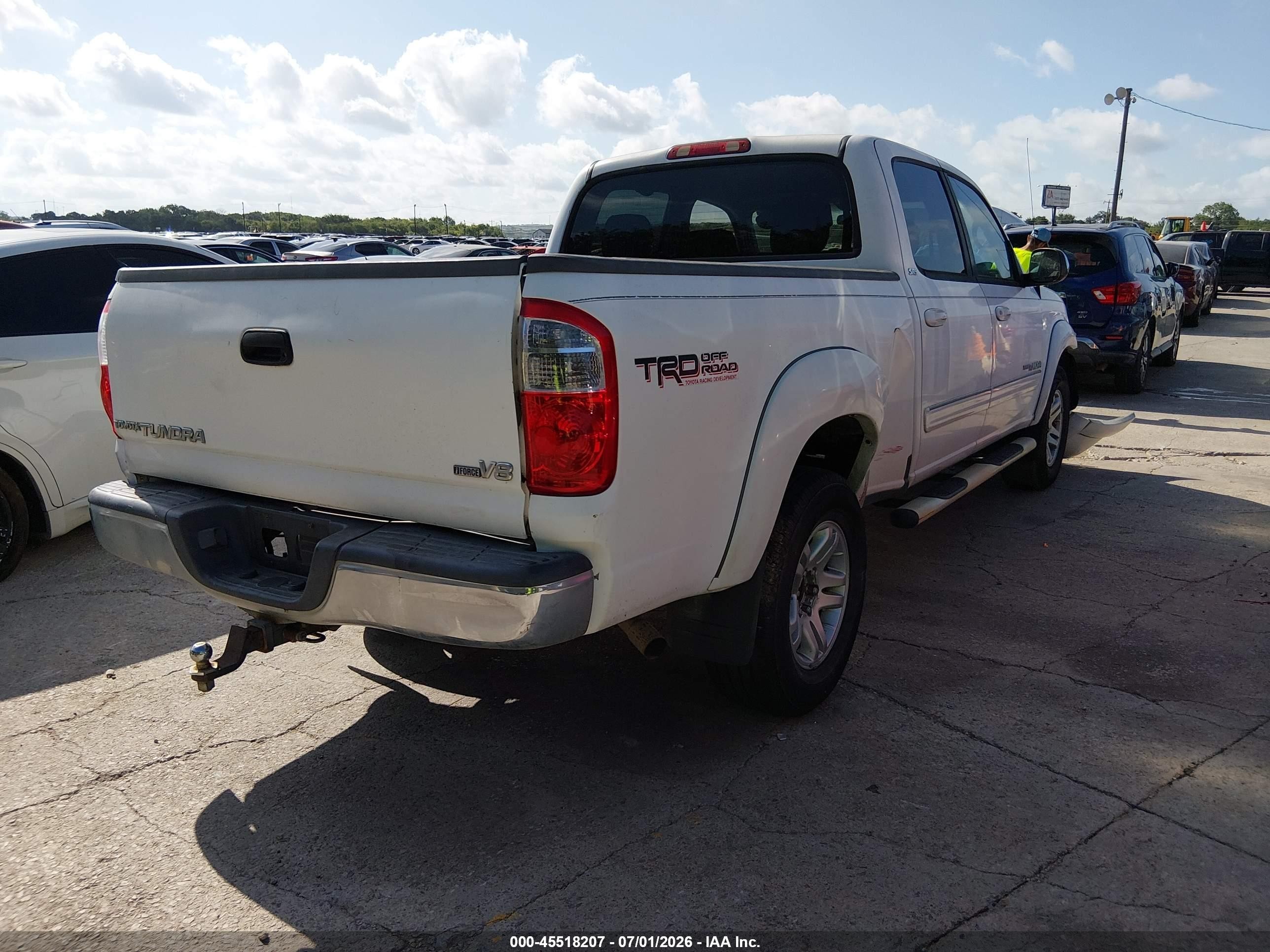 2006 Toyota Tundra Sr5 V8 White vin: 5TBET34136S545545