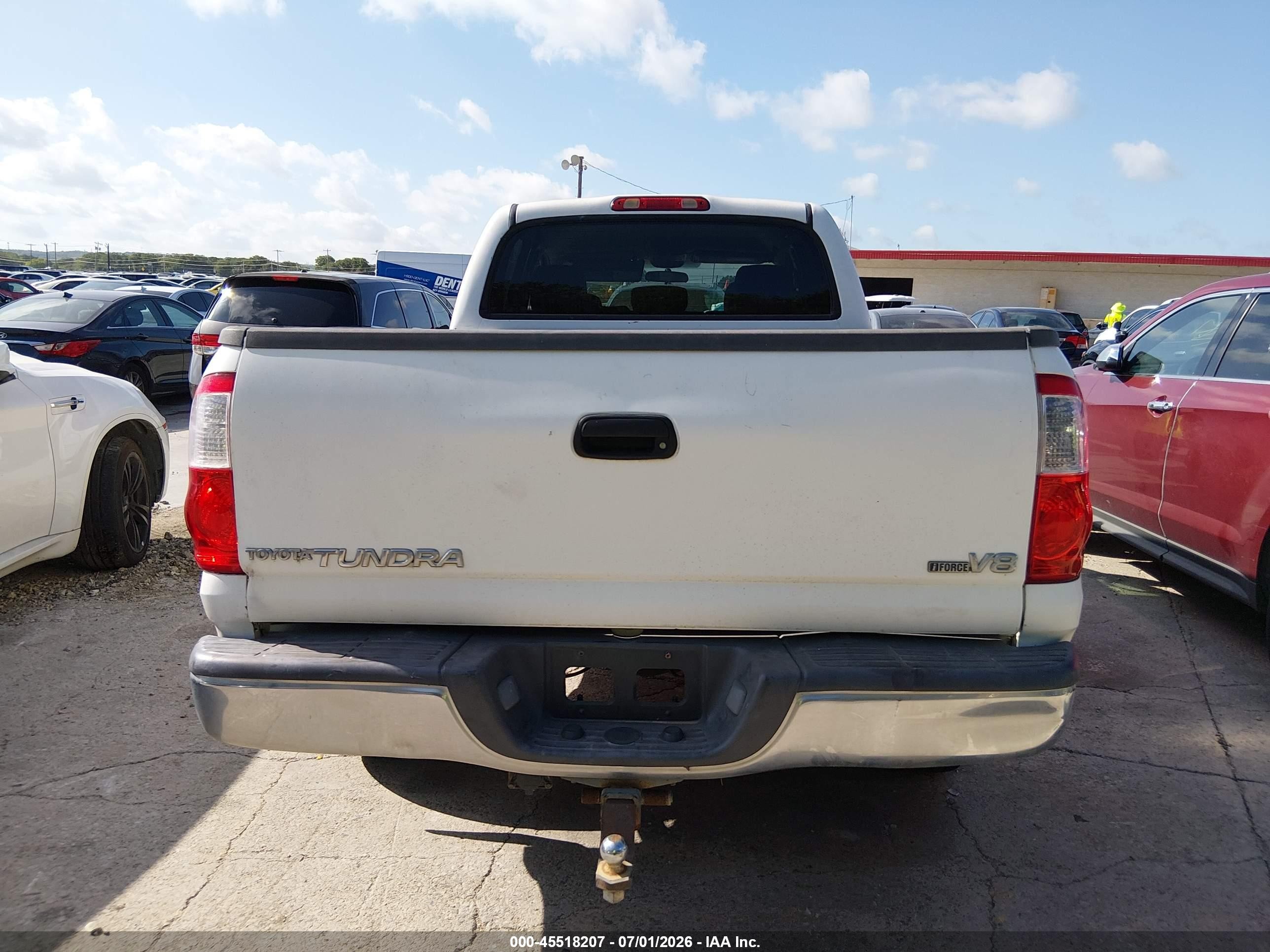 2006 Toyota Tundra Sr5 V8 White vin: 5TBET34136S545545