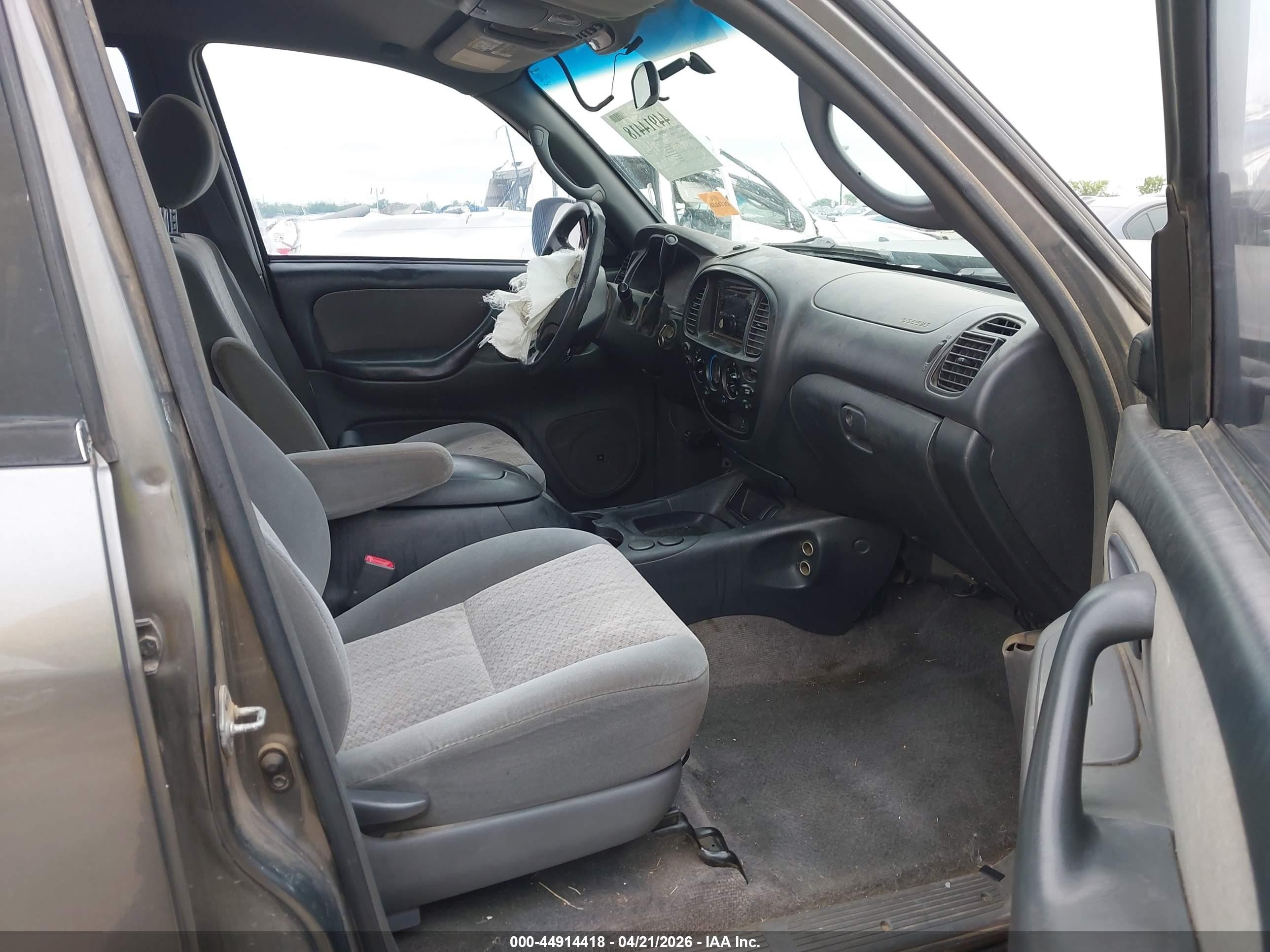 2006 Toyota Tundra Sr5 V8 Gray vin: 5TBET34136S552155