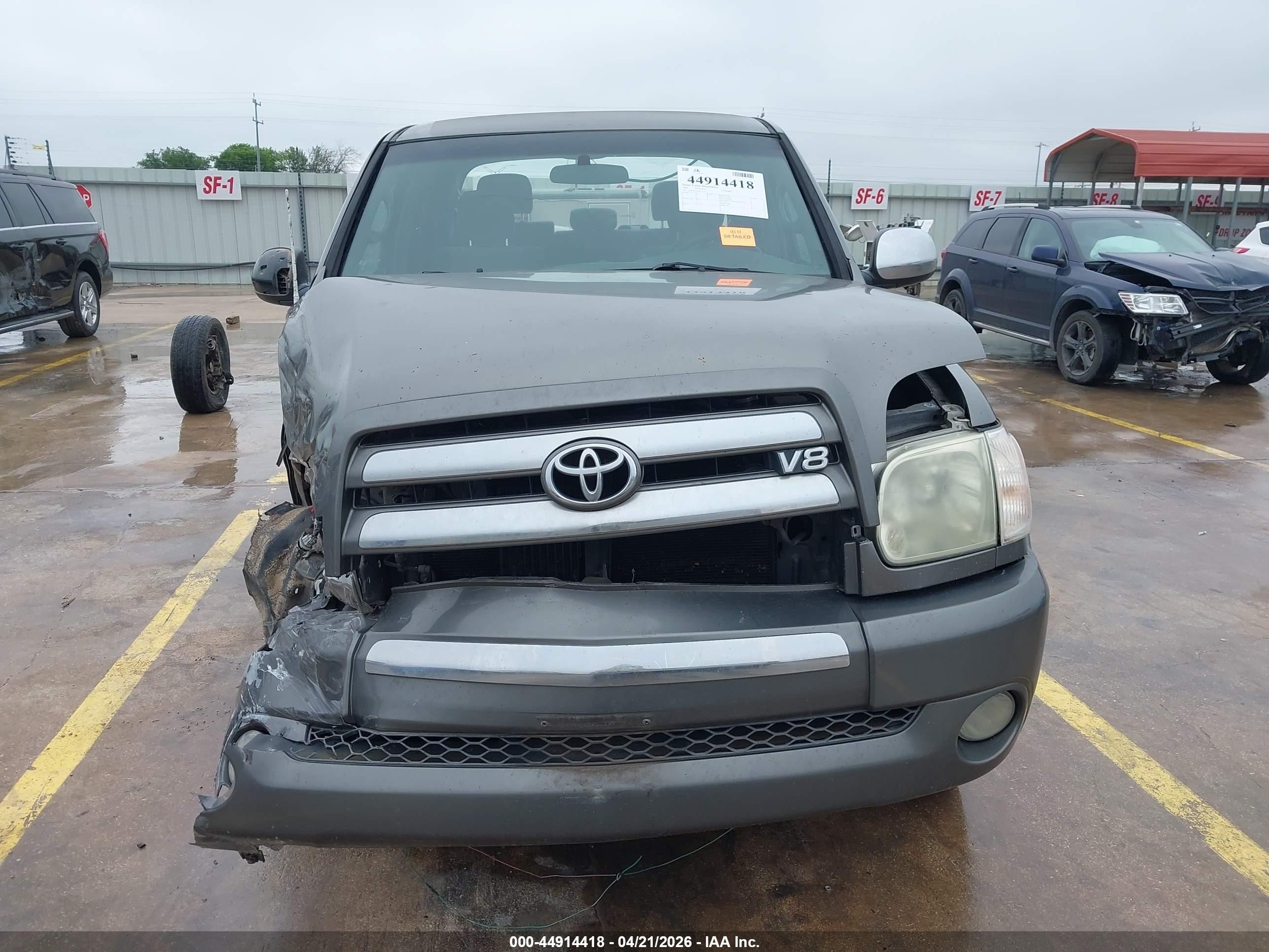 2006 Toyota Tundra Sr5 V8 Gray vin: 5TBET34136S552155