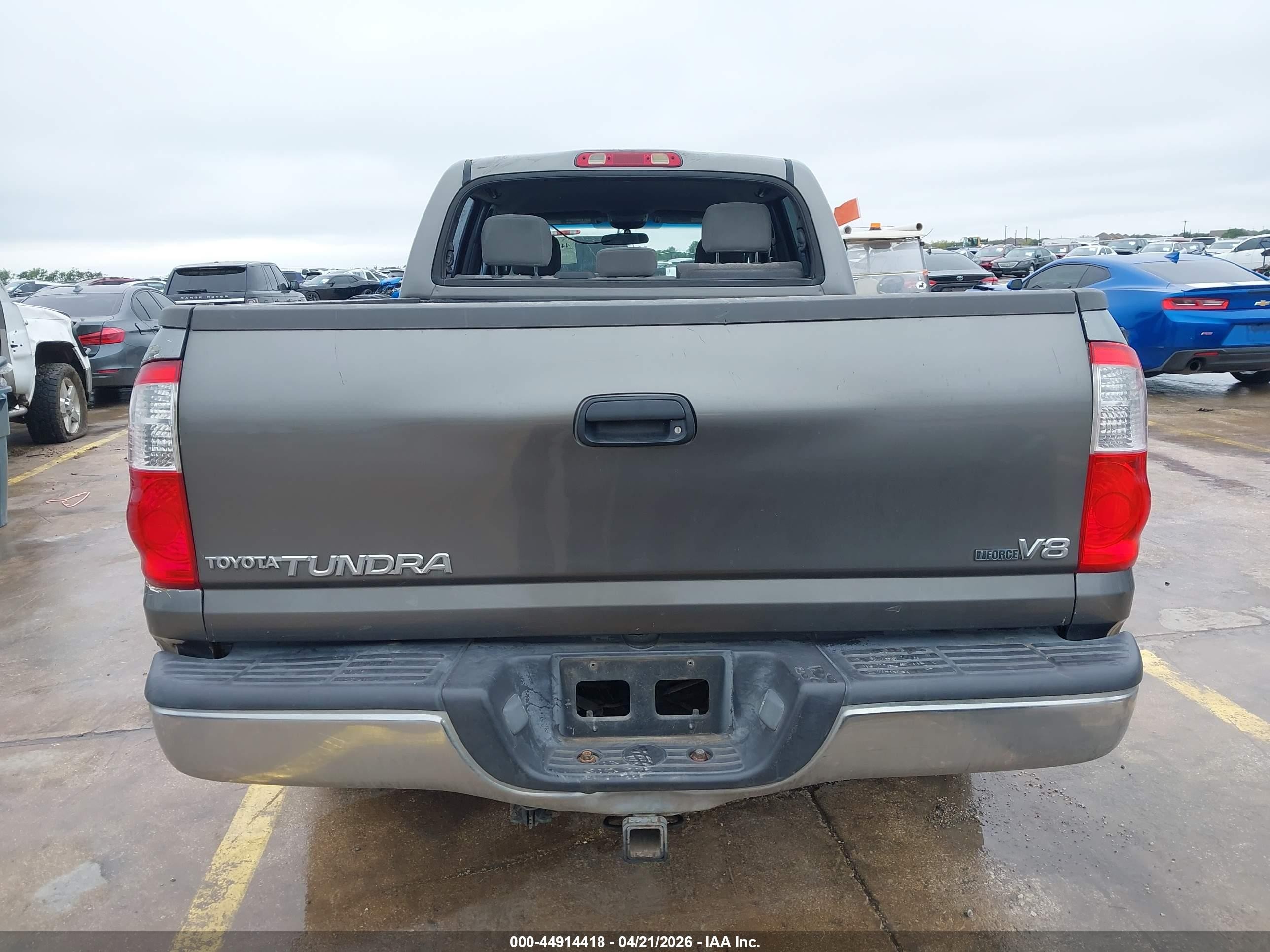 2006 Toyota Tundra Sr5 V8 Gray vin: 5TBET34136S552155