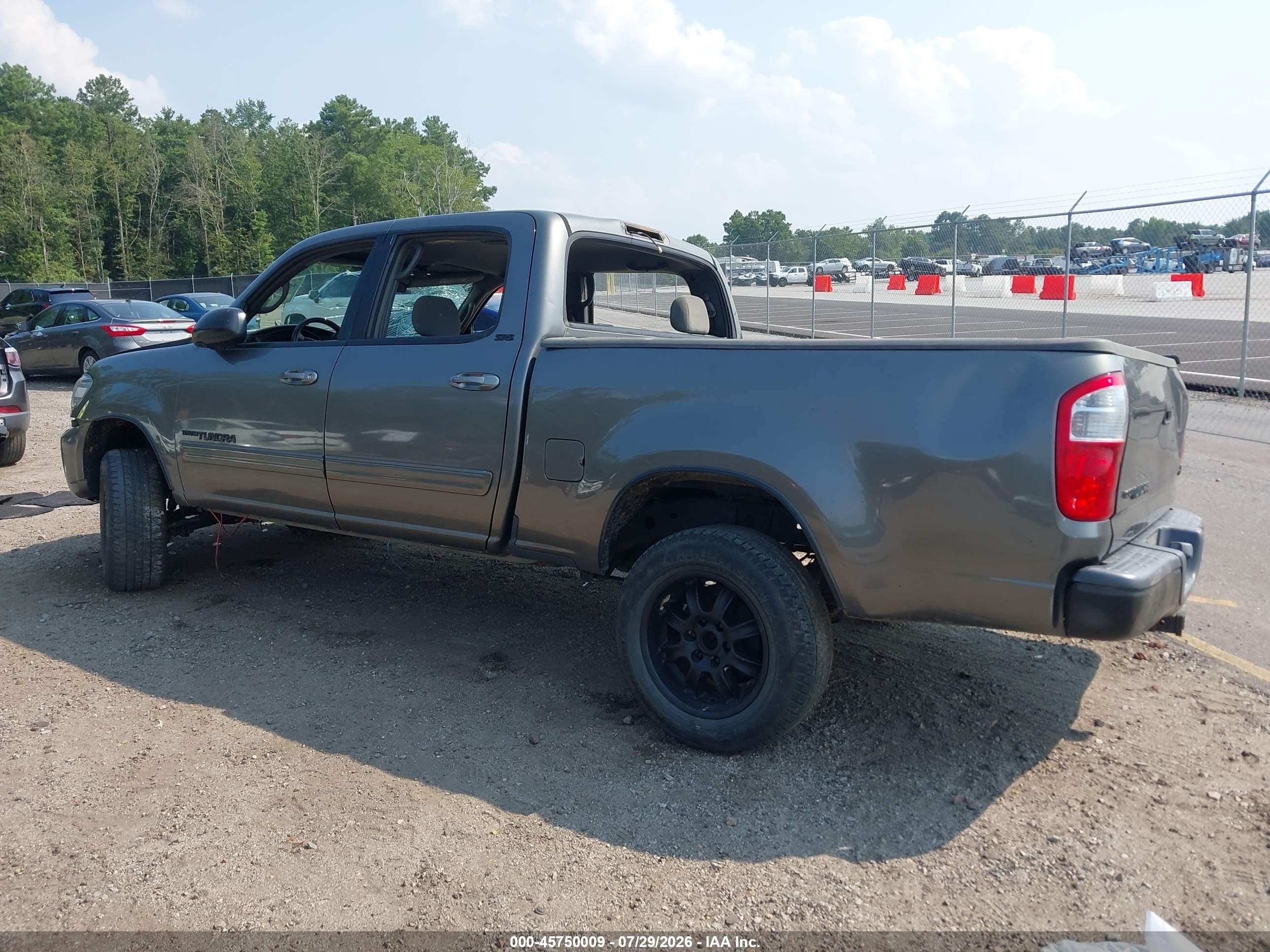 2005 Toyota Tundra Sr5 V8 Gray vin: 5TBET34165S475182