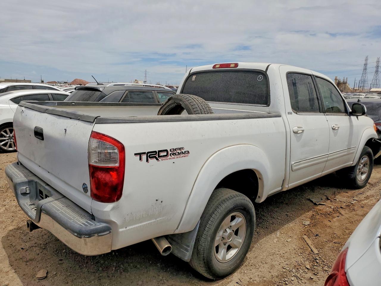 2005 Toyota Tundra Sr5 Белый vin: 5TBET34165S492211