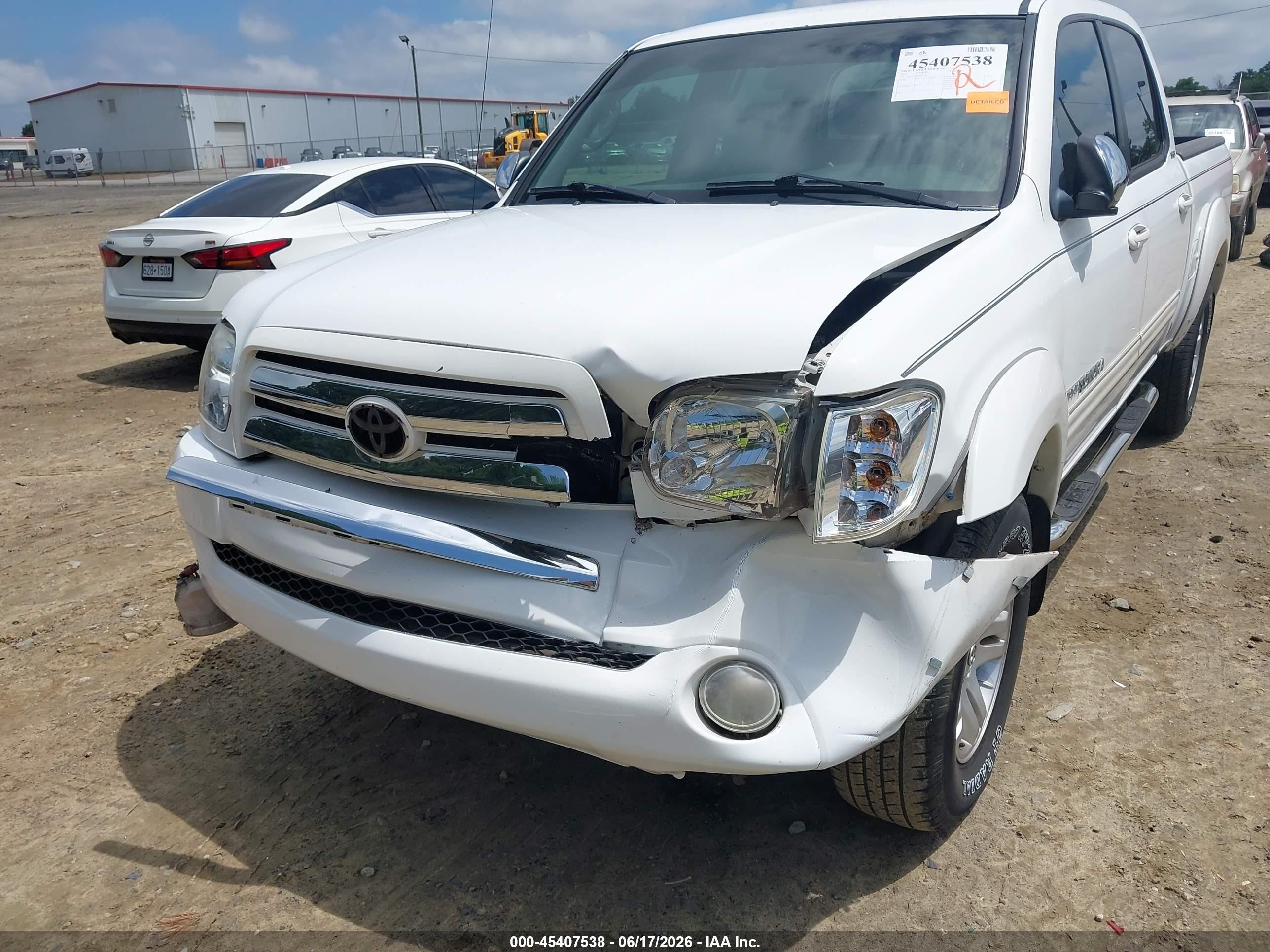 2006 Toyota Tundra Sr5 V8 White vin: 5TBET34166S514645