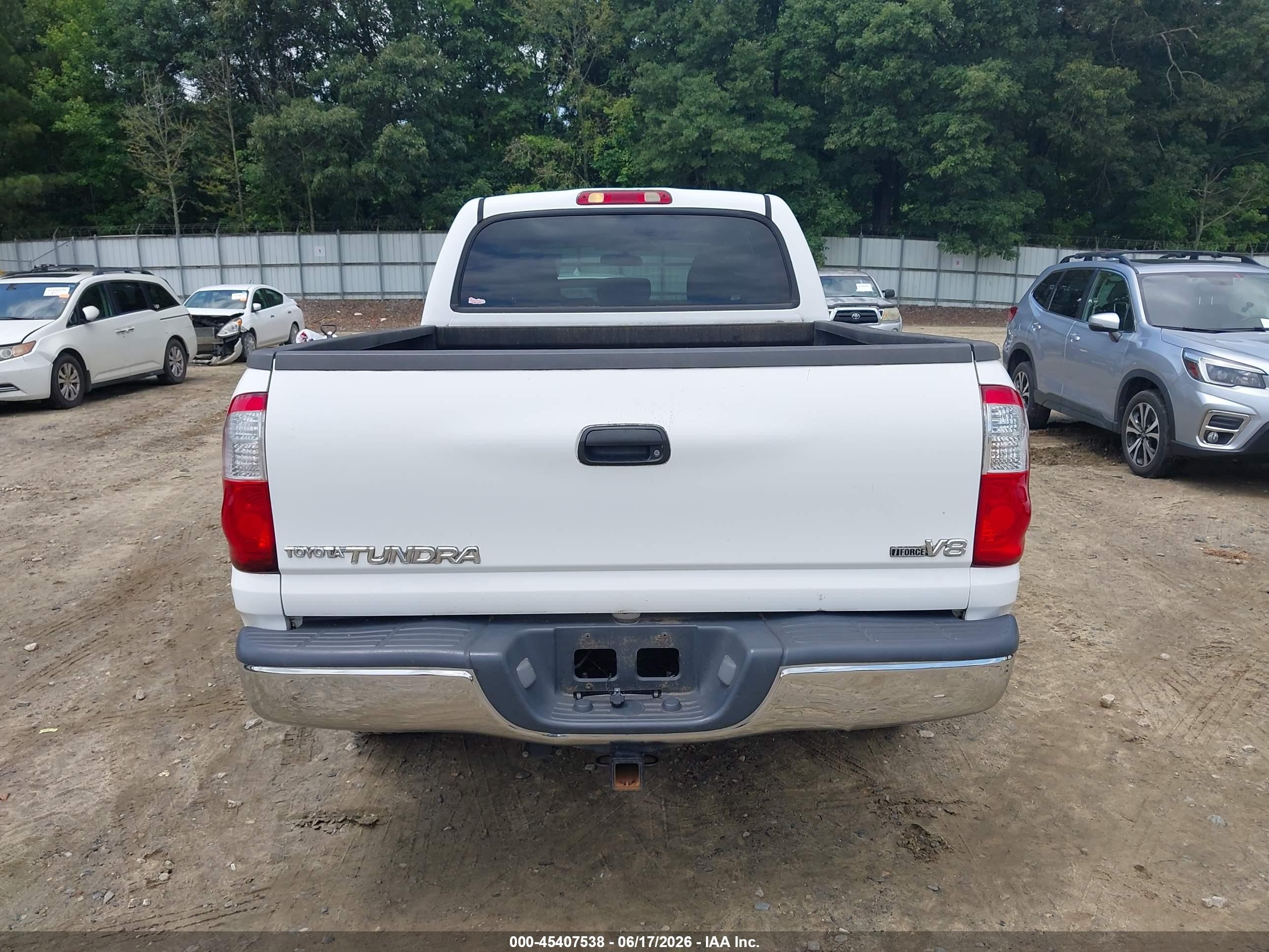 2006 Toyota Tundra Sr5 V8 White vin: 5TBET34166S514645