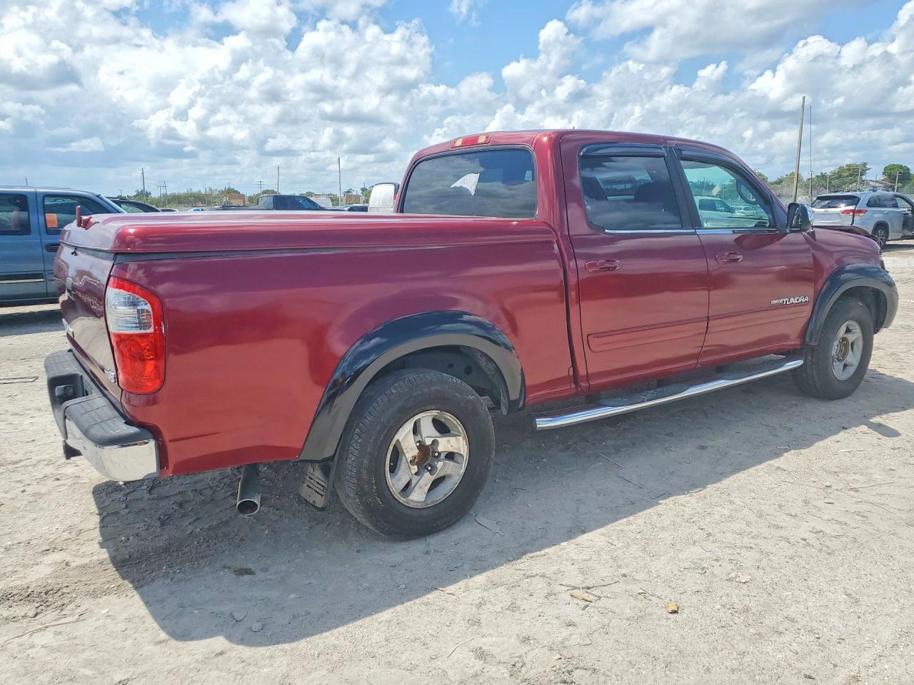 2005 Toyota Tundra Double Cab Sr5 Red vin: 5TBET34175S482285