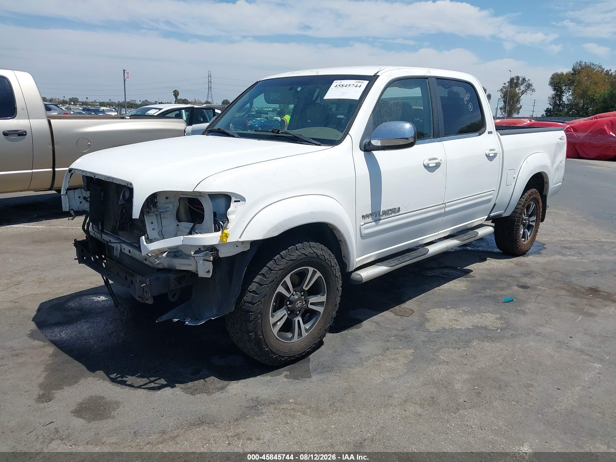 2006 Toyota Tundra Sr5 V8 Белый vin: 5TBET34176S552420