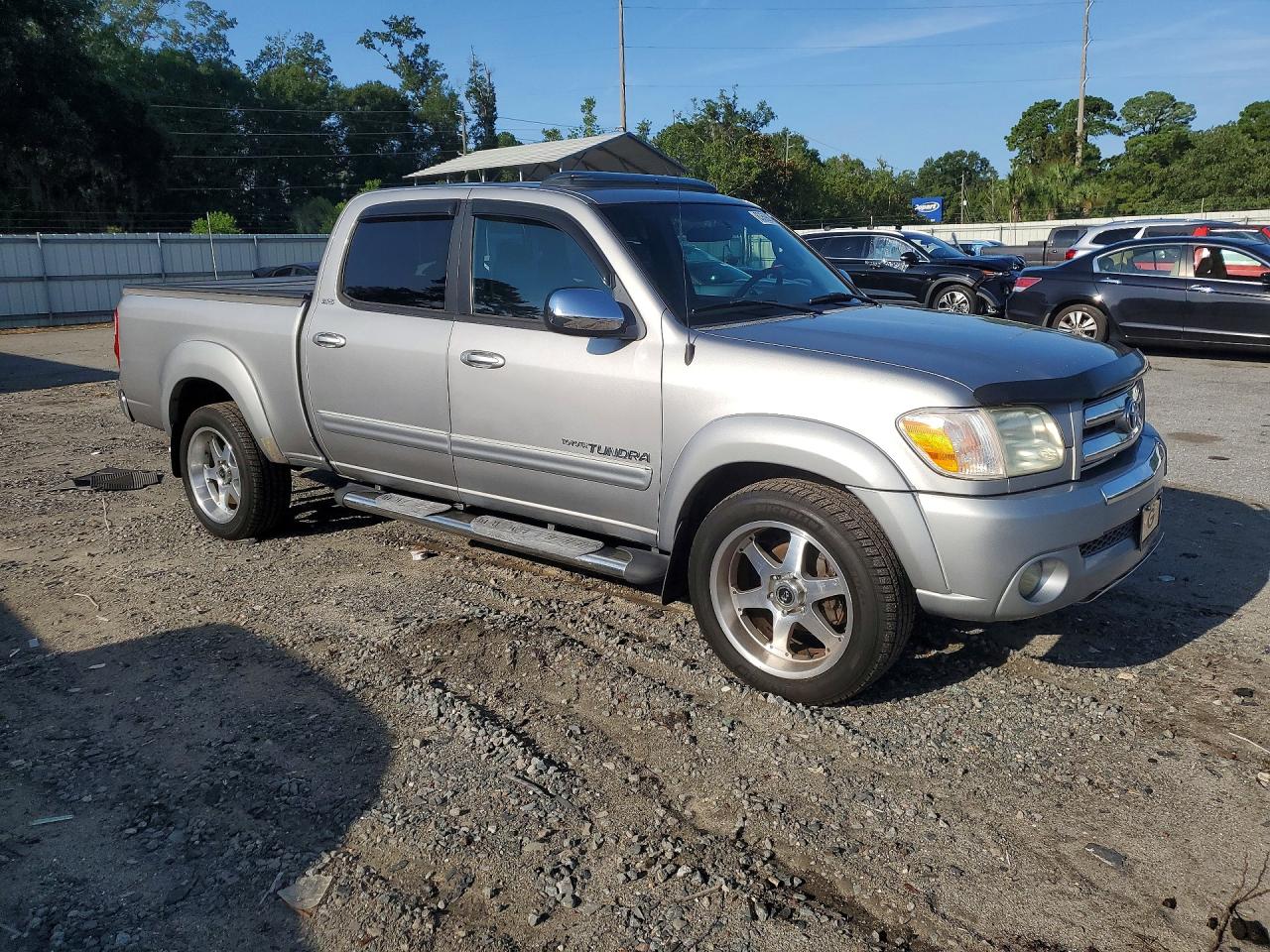 2005 Toyota Tundra Double Cab Sr5 Silver vin: 5TBET34185S471909