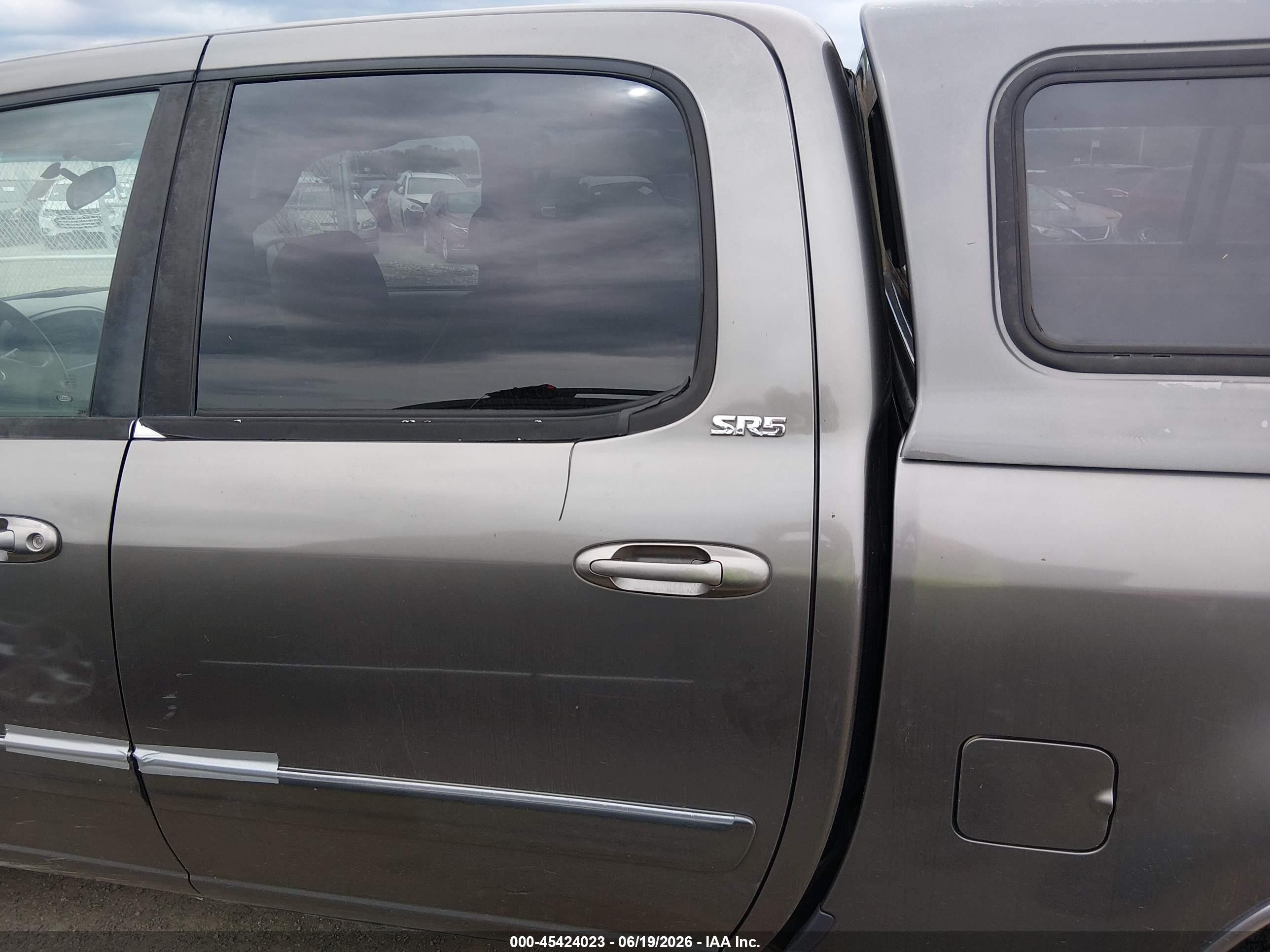 2006 Toyota Tundra Sr5 V8 Желто-коричневый vin: 5TBET34196S515272