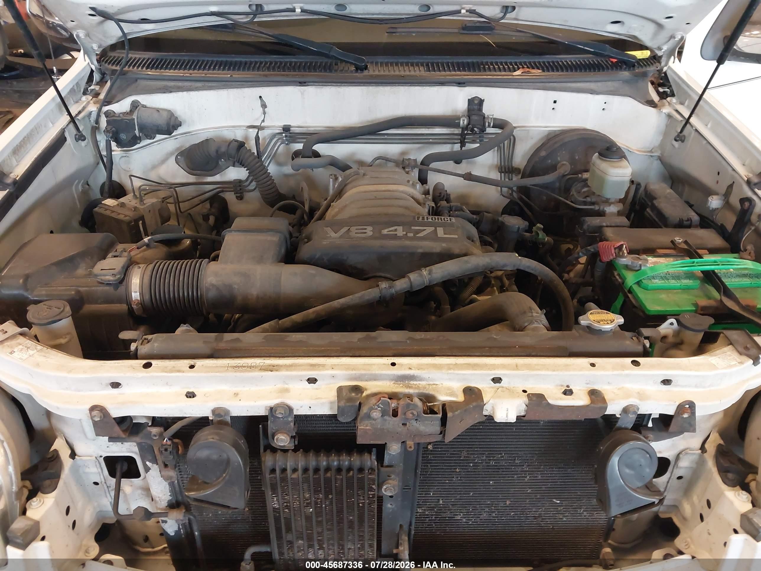 2004 Toyota Tundra Sr5 V8 White vin: 5TBET341X4S442281
