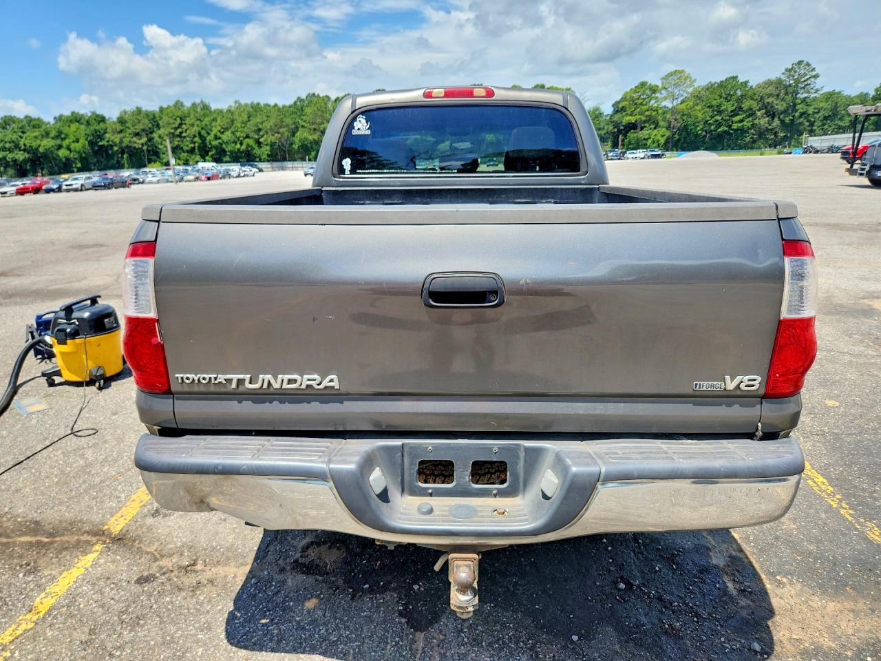 2005 Toyota Tundra Double Cab Sr5 Silver vin: 5TBET341X5S474634