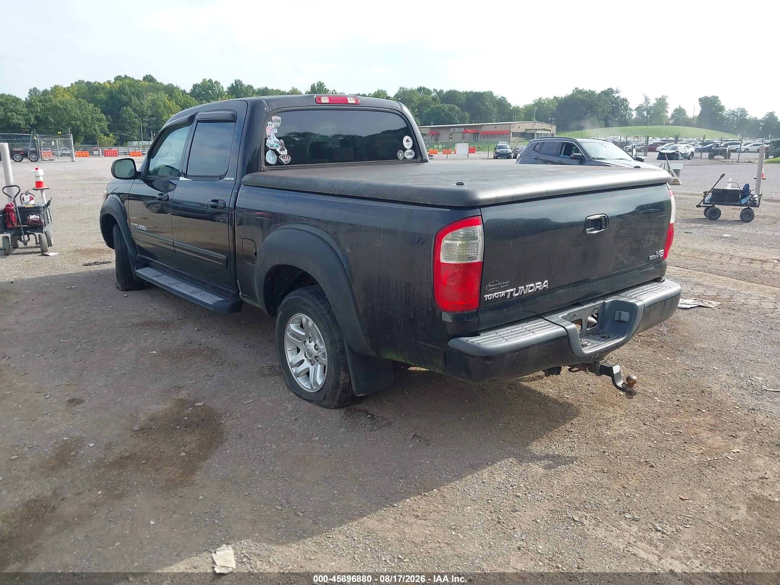 2005 Toyota Tundra Limited V8 Черный vin: 5TBET38165S489738