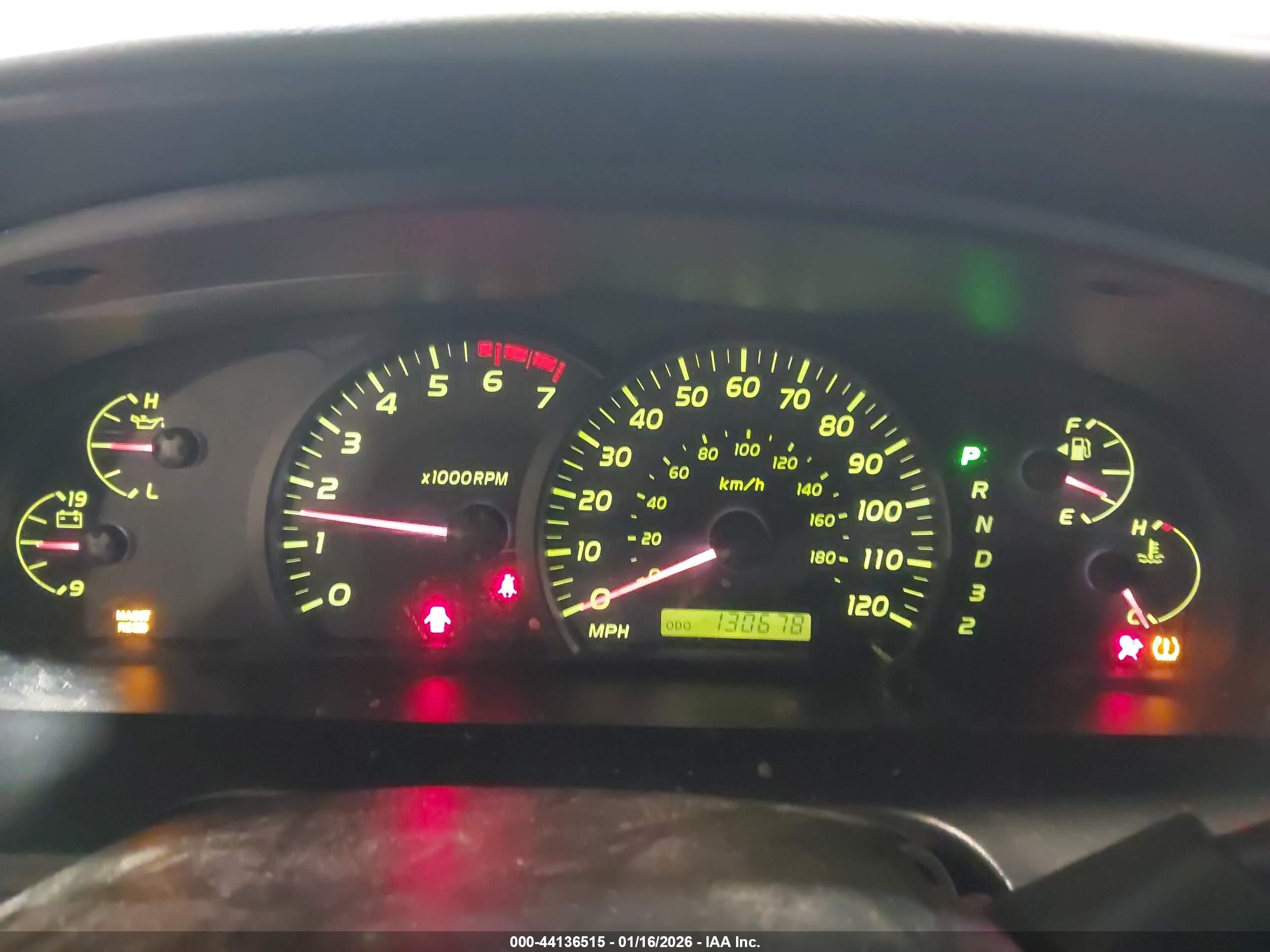 2006 Toyota Tundra Limited V8 White vin: 5TBET38166S530886
