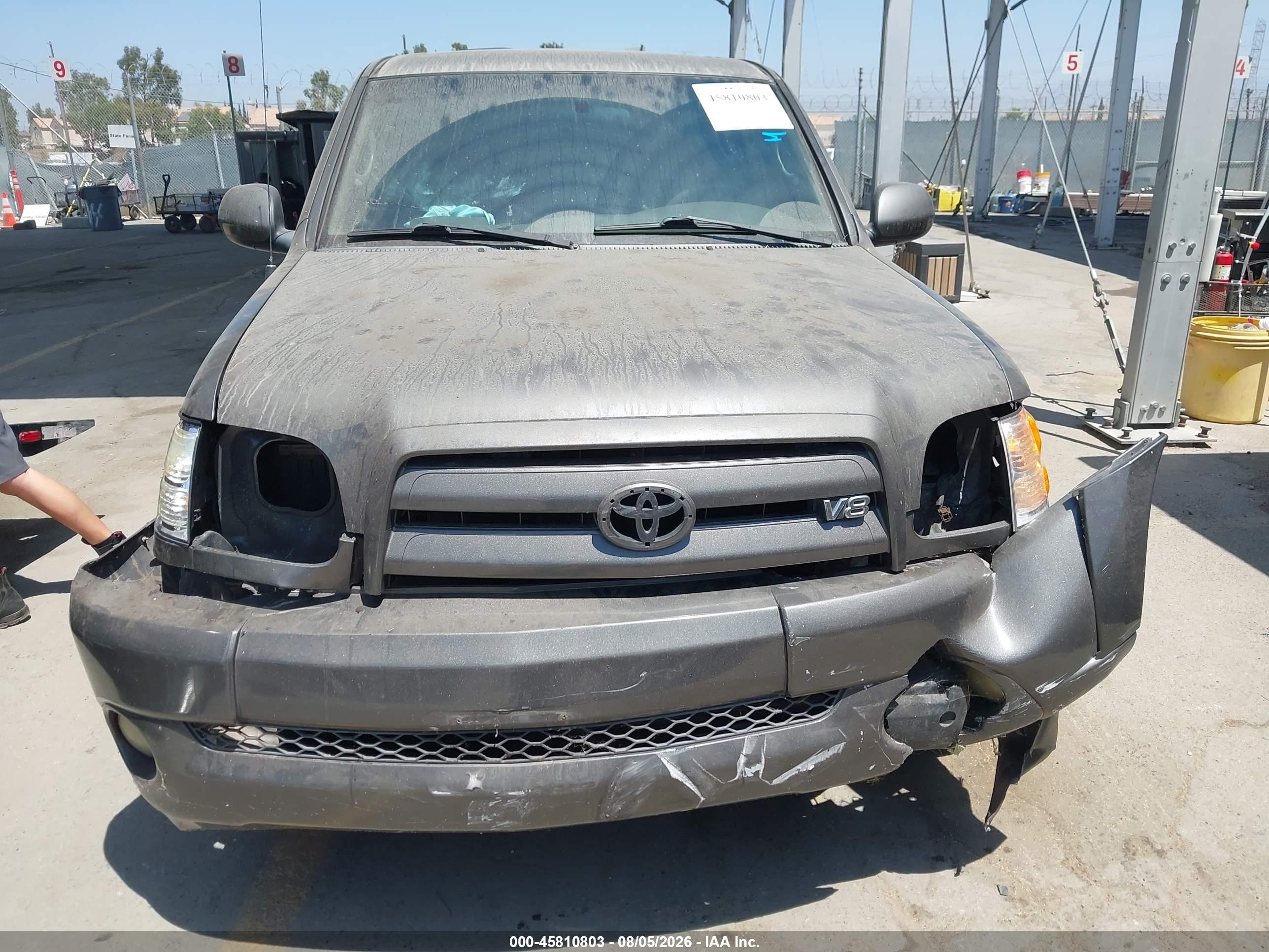 2004 Toyota Tundra Limited V8 Gray vin: 5TBET381X4S459883