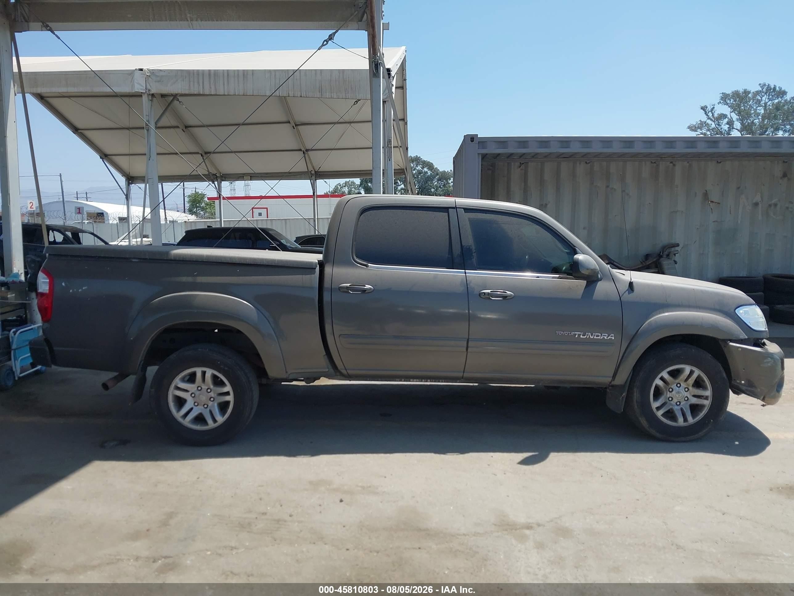 2004 Toyota Tundra Limited V8 Gray vin: 5TBET381X4S459883