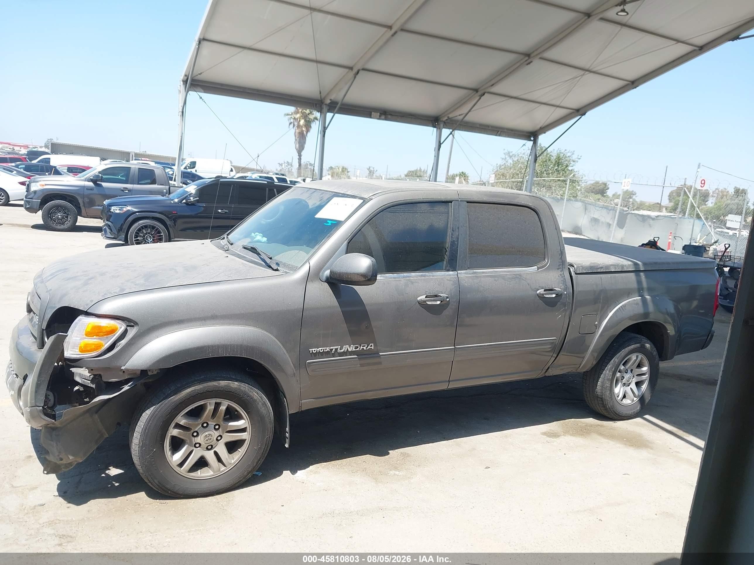 2004 Toyota Tundra Limited V8 Gray vin: 5TBET381X4S459883