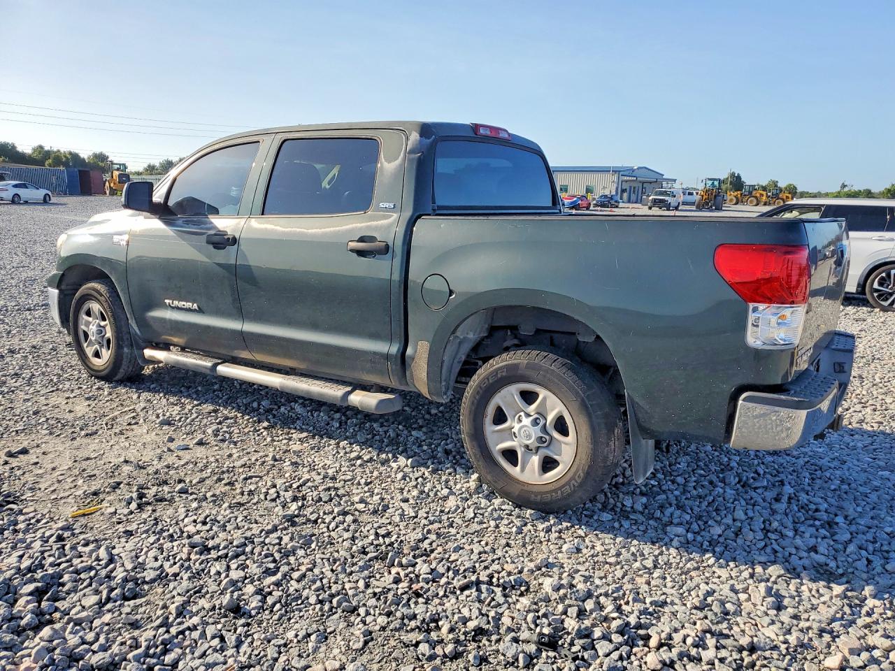 2007 Toyota Tundra Green vin: 5TBEV54107S472416