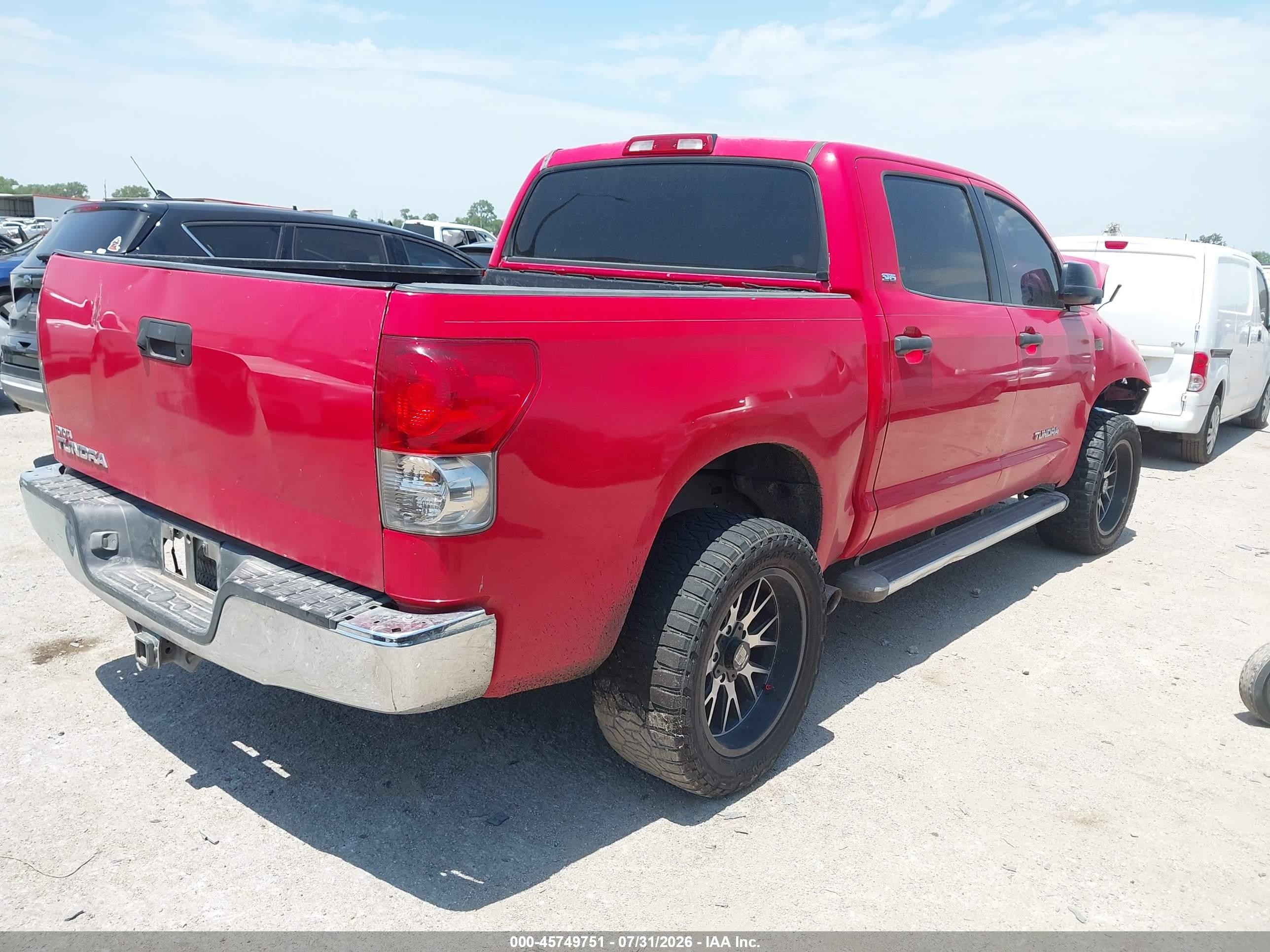 2007 Toyota Tundra Sr5 5.7l V8 Red vin: 5TBEV54127S466679