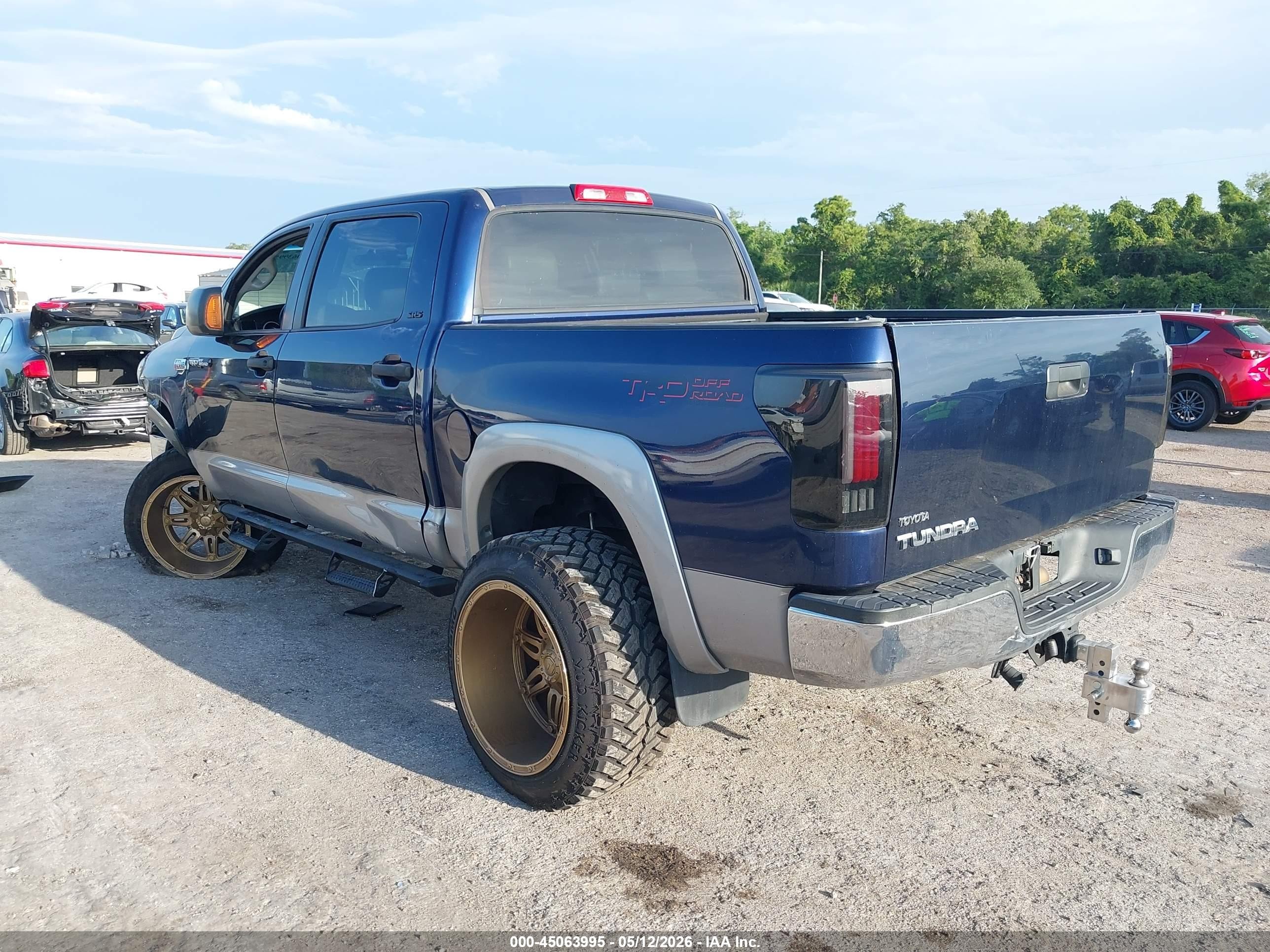 2008 Toyota Tundra Sr5 5.7l V8 Blue vin: 5TBEV54128S476369