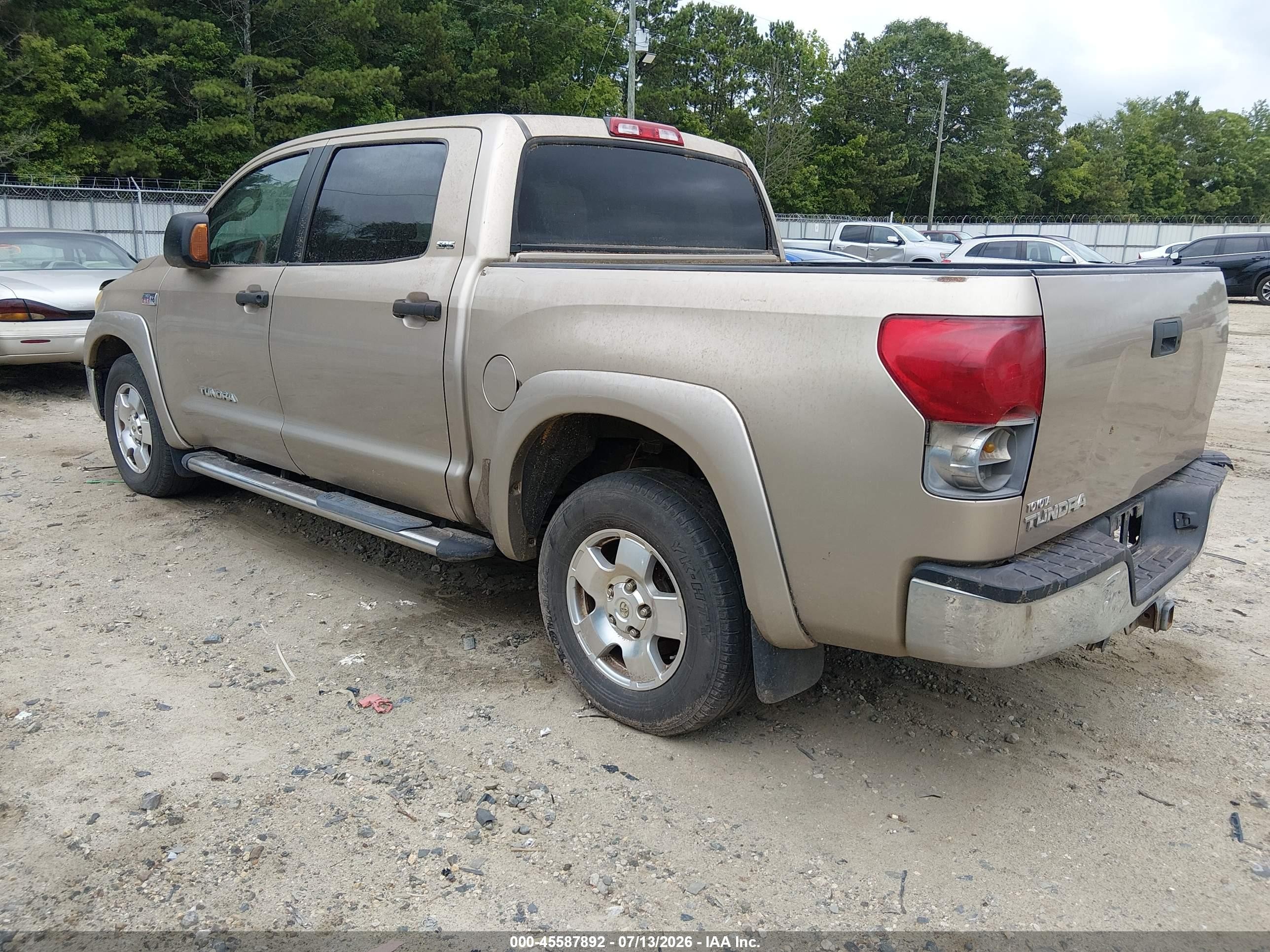 2007 Toyota Tundra Sr5 5.7l V8 Gold vin: 5TBEV54177S461574