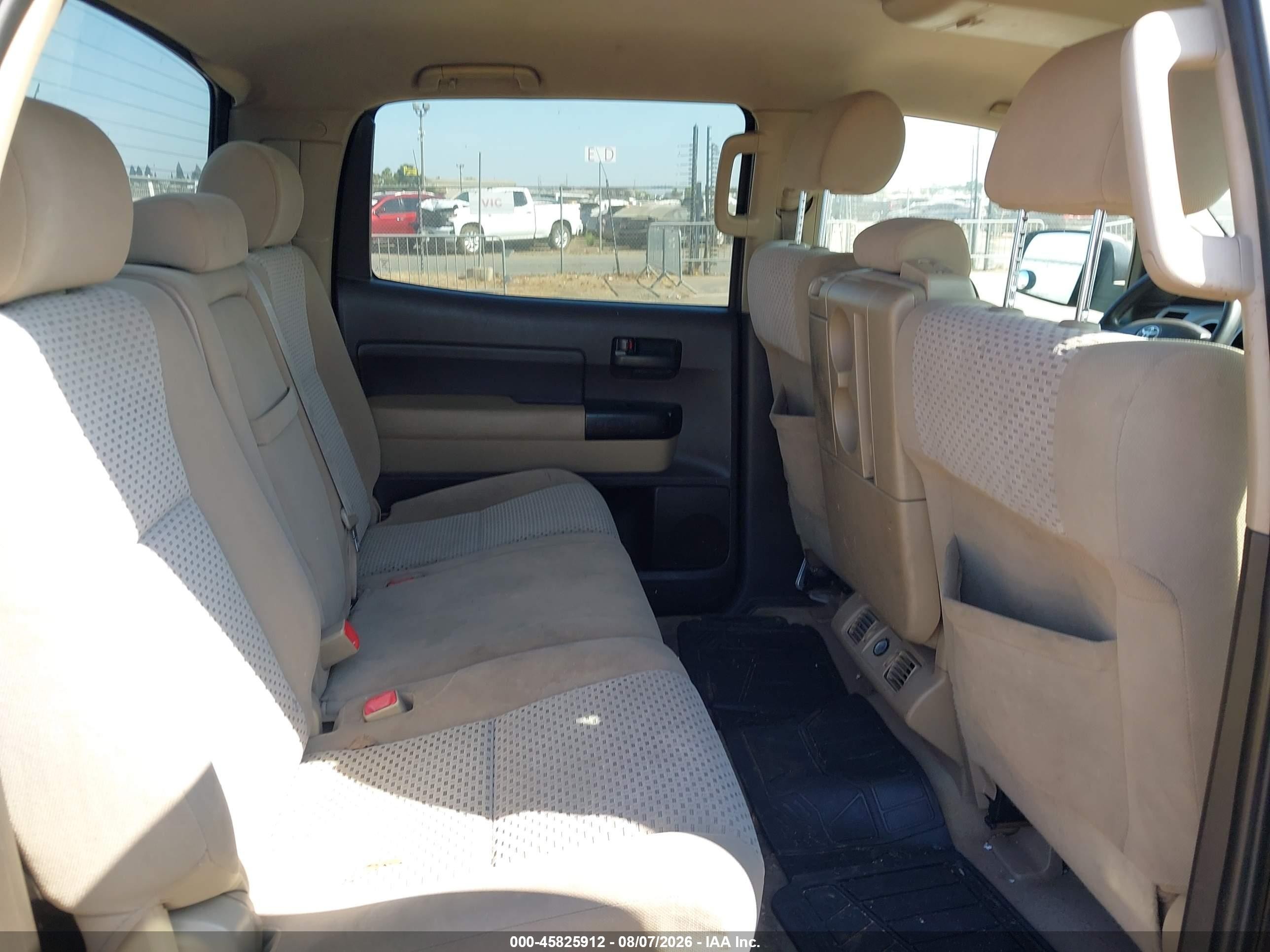 2007 Toyota Tundra Sr5 5.7l V8 Бежевый vin: 5TBEV54177S462868