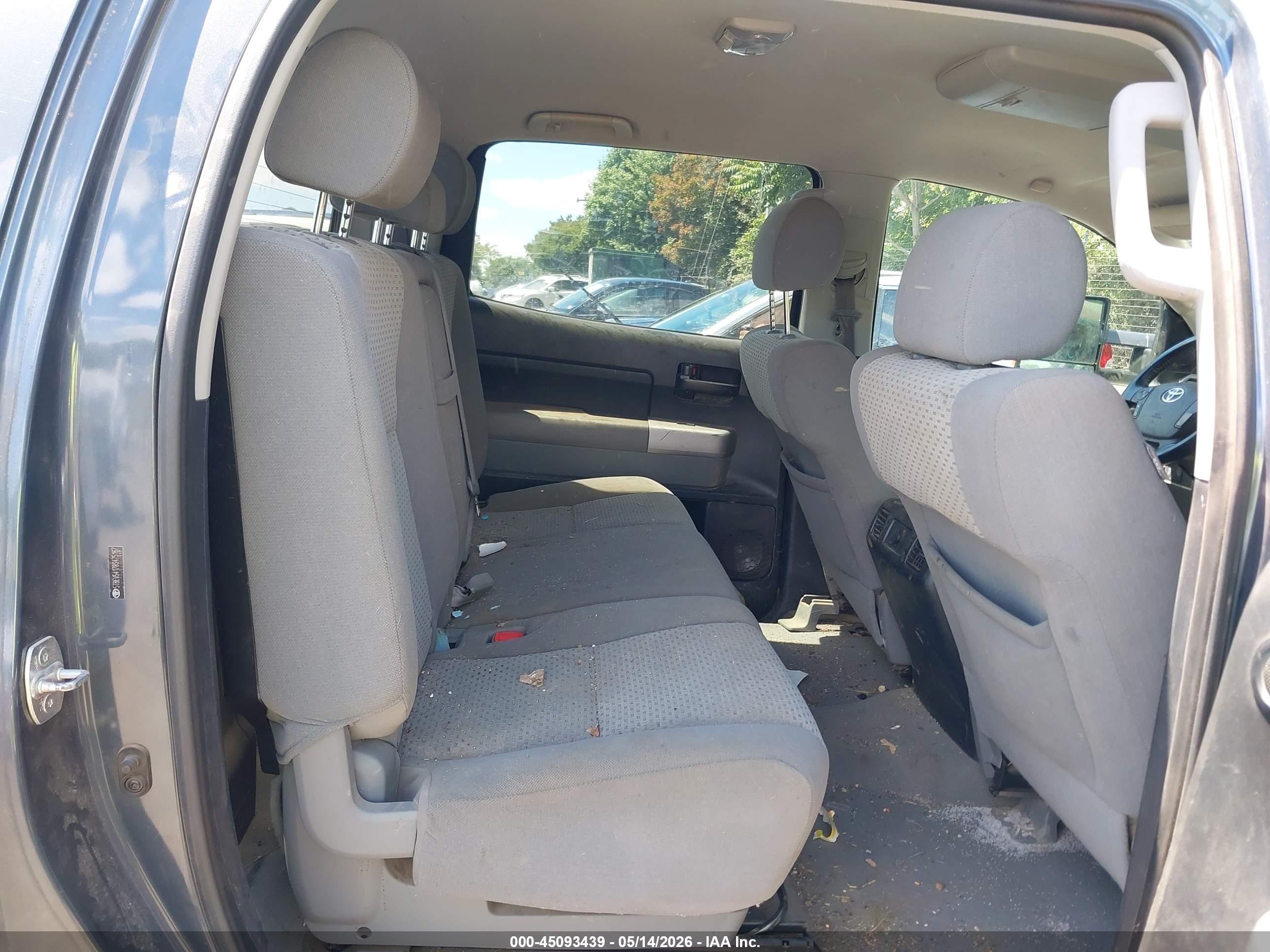2008 Toyota Tundra Sr5 5.7l V8 Gray vin: 5TBEV54178S475167