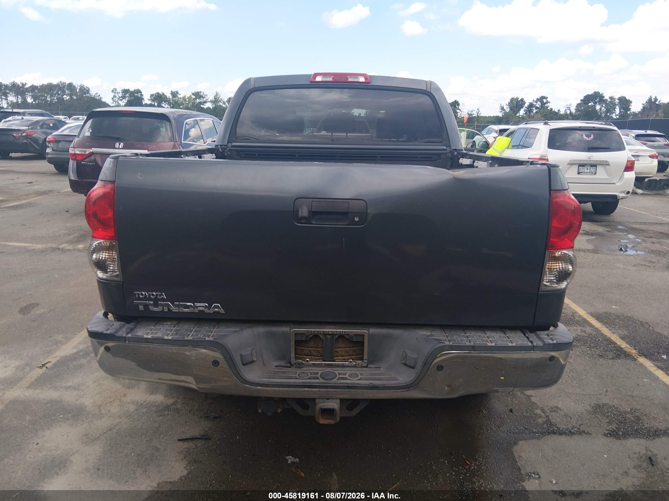 2008 Toyota Tundra Limited 5.7l V8 Серый vin: 5TBEV58158S481558